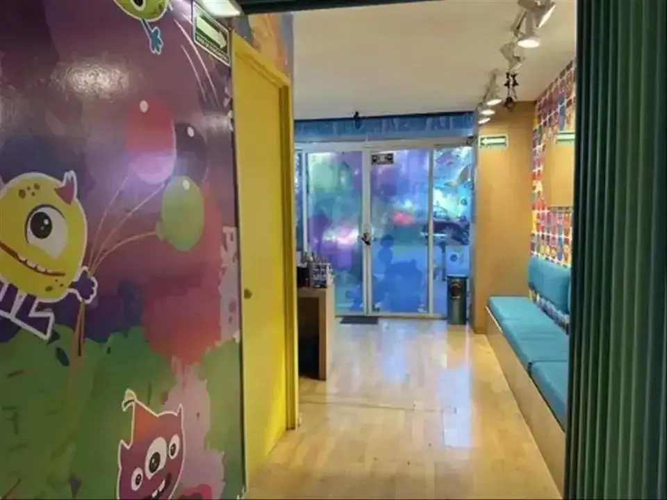Local Comercial Spot2