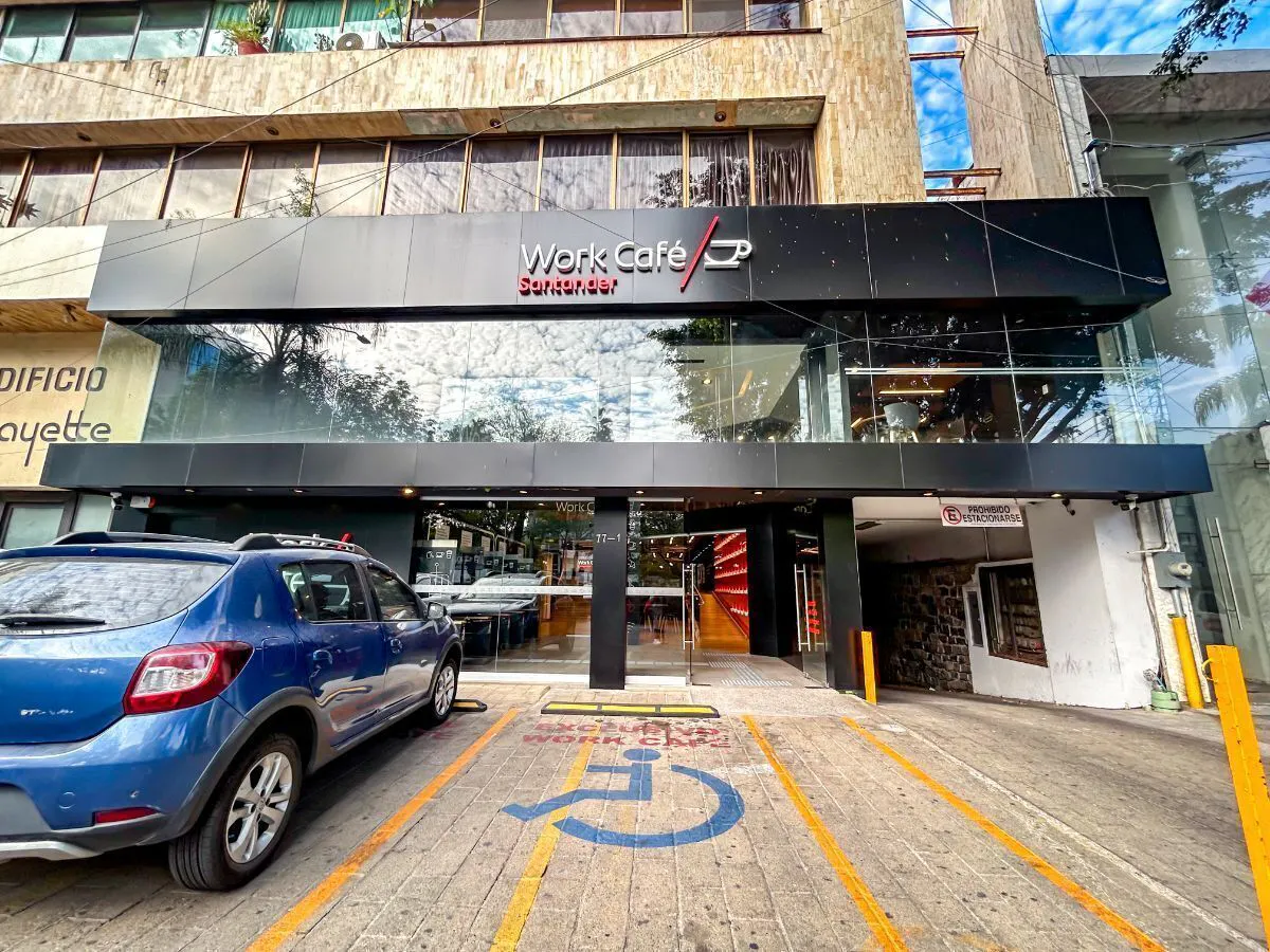 Local Comercial Spot2