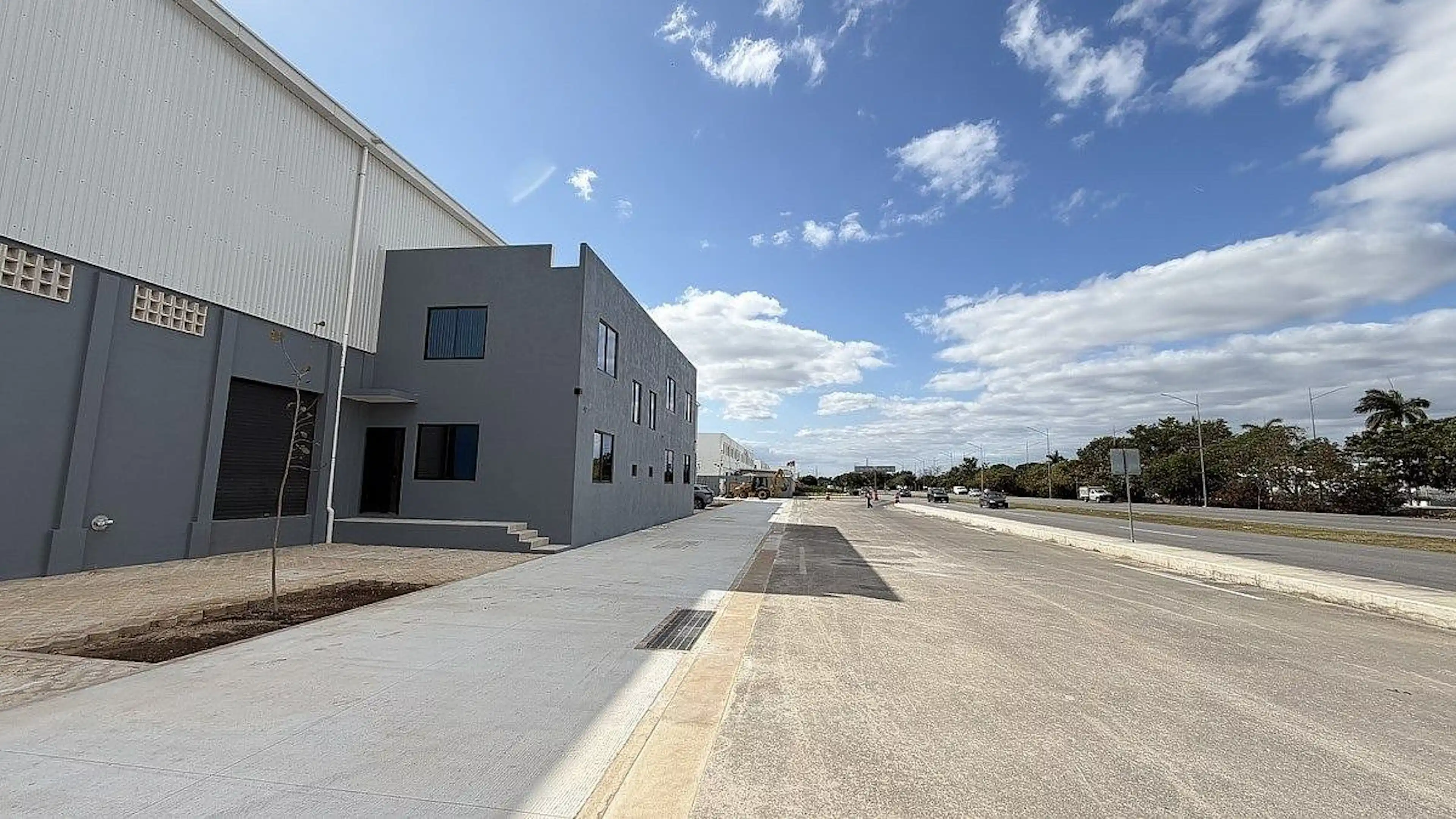 Bodega Periférico desde 625 m2 hasta 3,375 m2