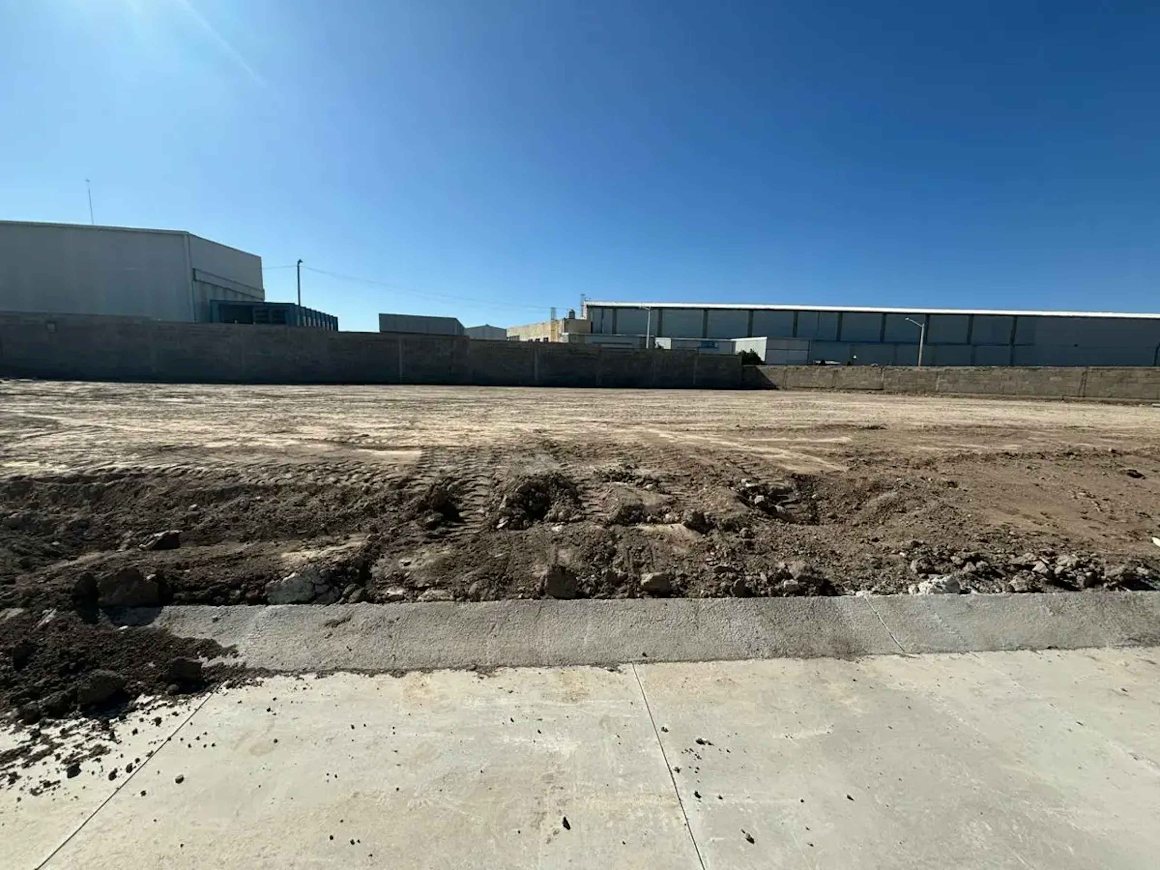 Terreno En Venta En Plaza Armillita, Saltillo, Coahuila De Zaragoza