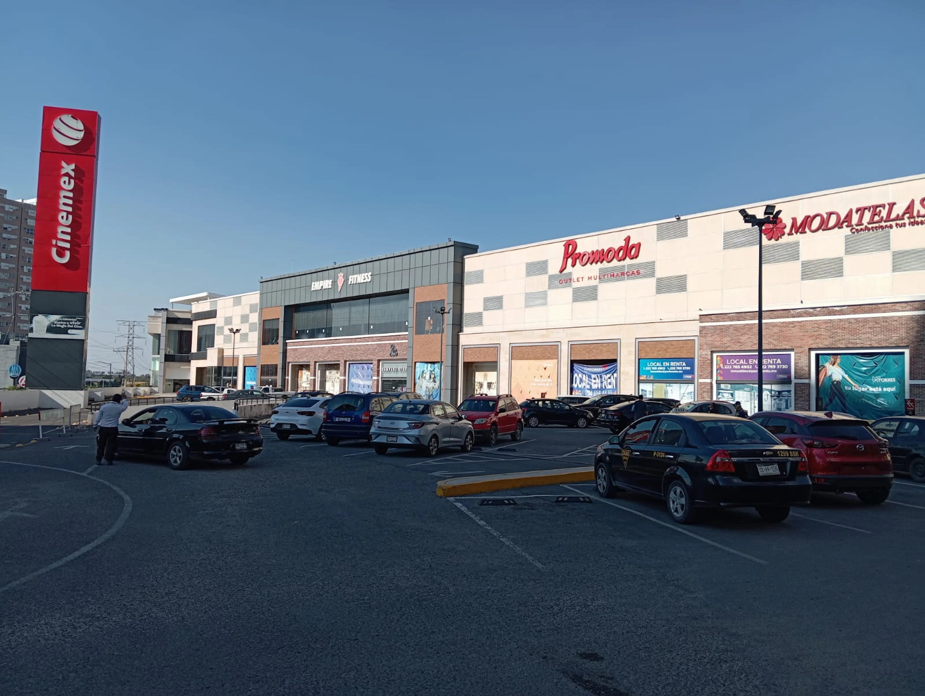 Local Comercial Spot2