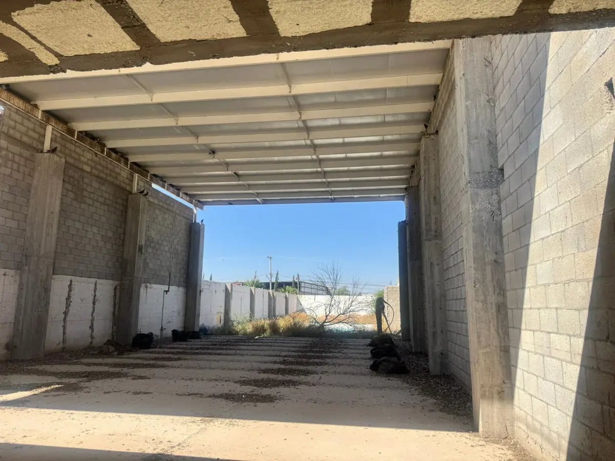 Local Comercial Spot2