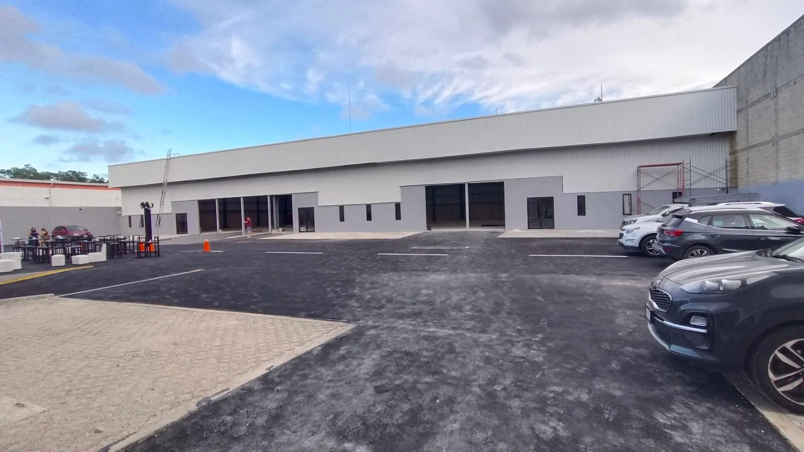 Industrial Spot2