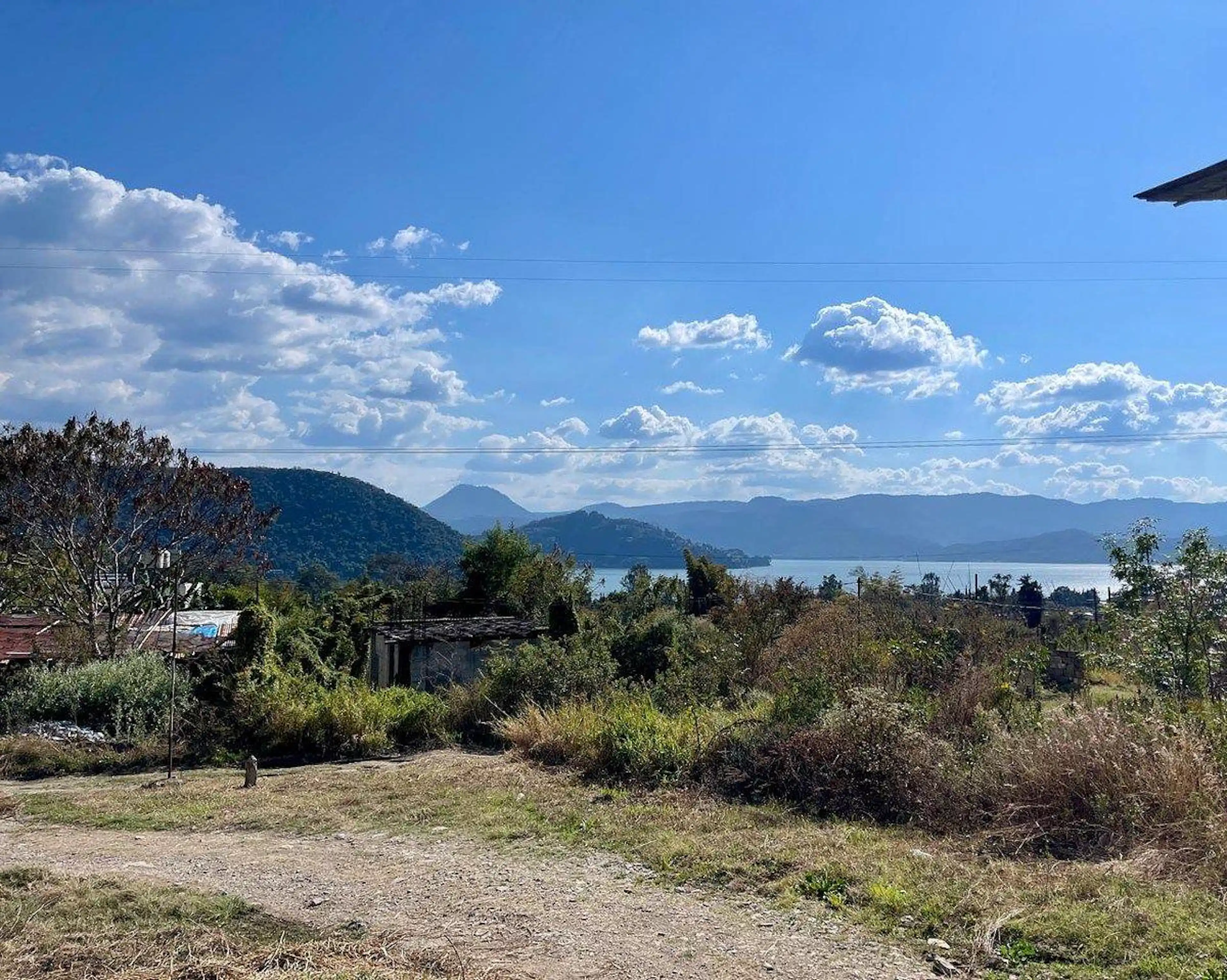 Terreno en Venta en San Gaspar con Vista al Lago