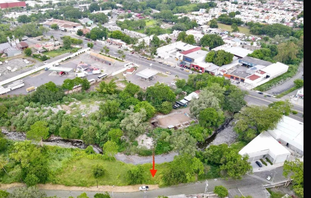 Local Comercial Spot2