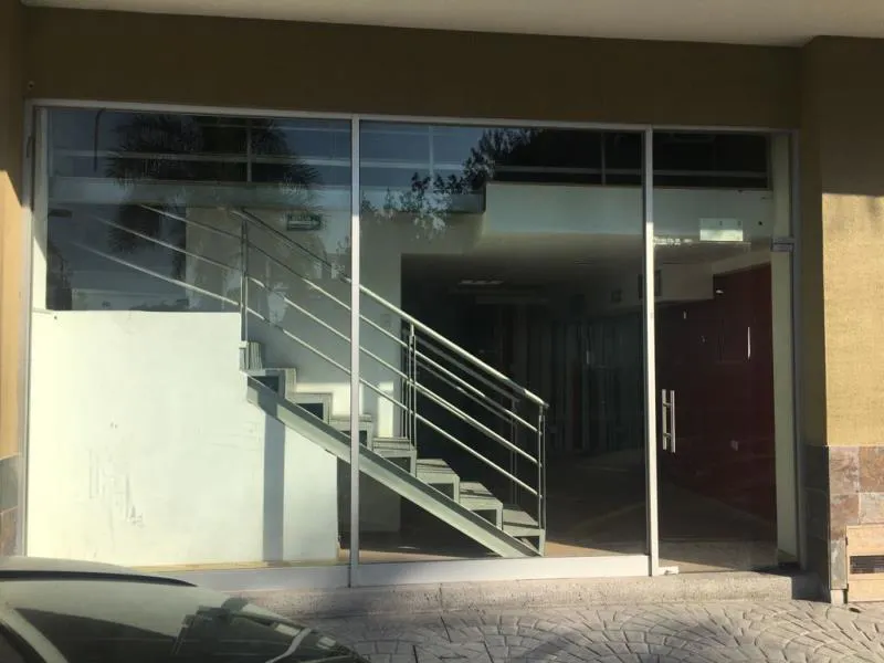 Local Comercial Spot2