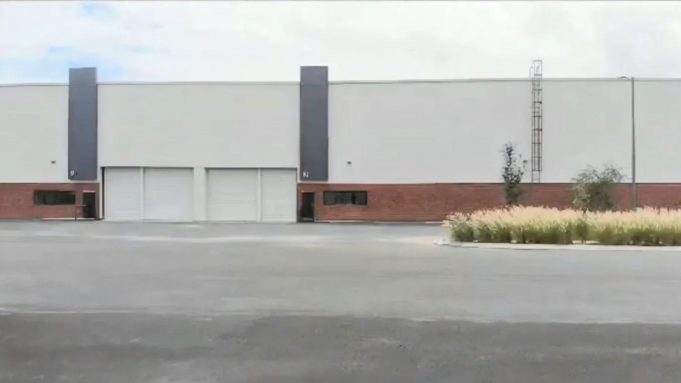 Industrial Spot2