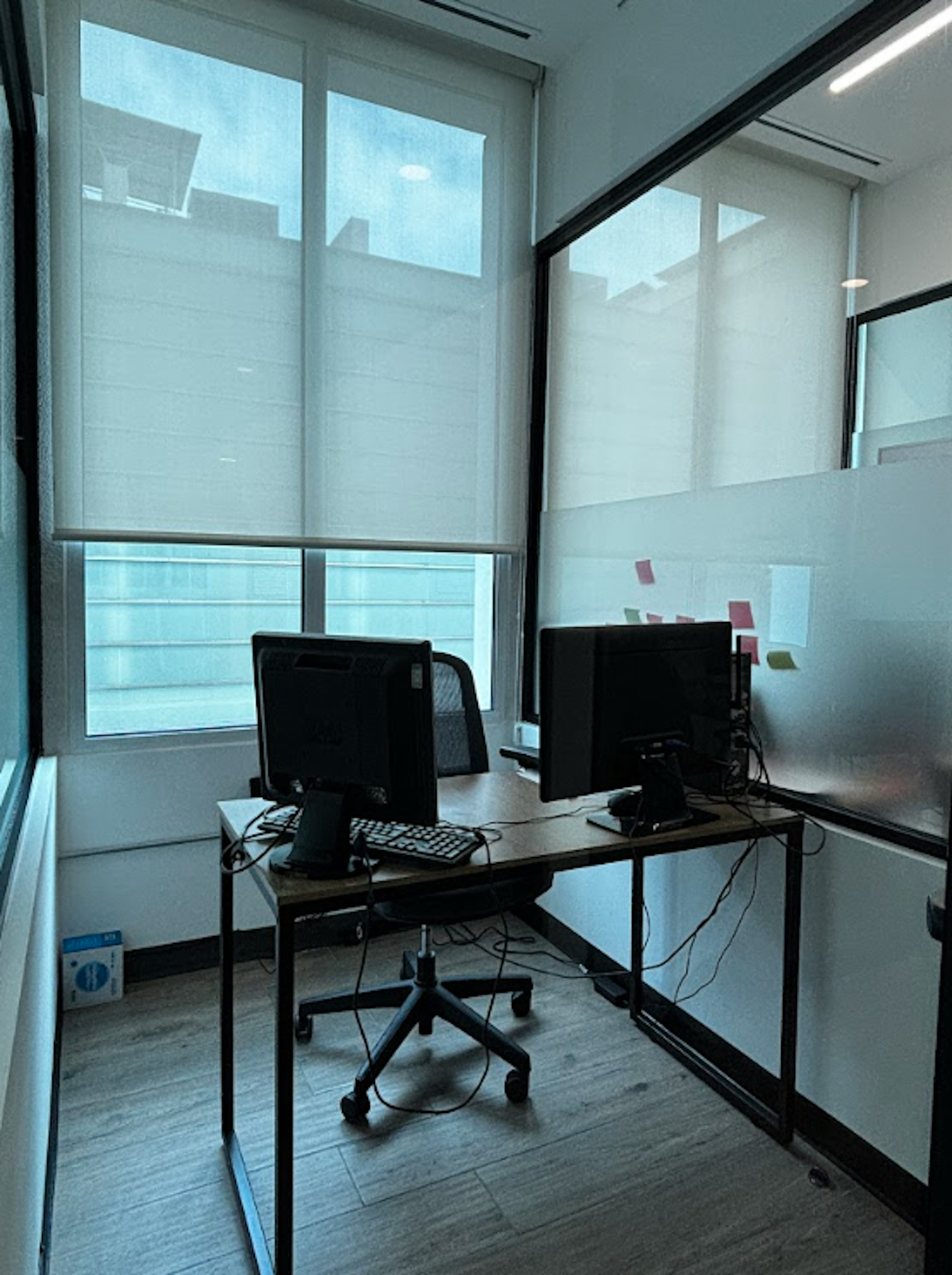 Oficina 10 - 3 Personas-photo