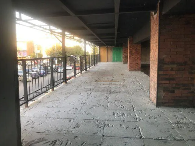 Local Comercial Spot2