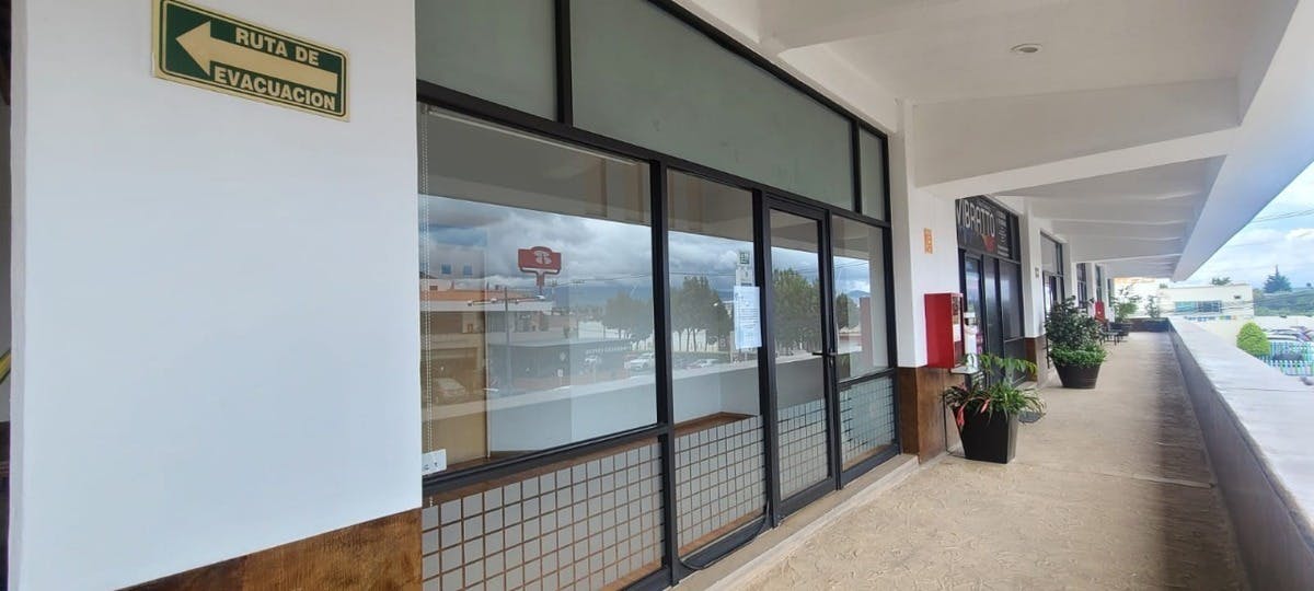 Local Comercial Spot2