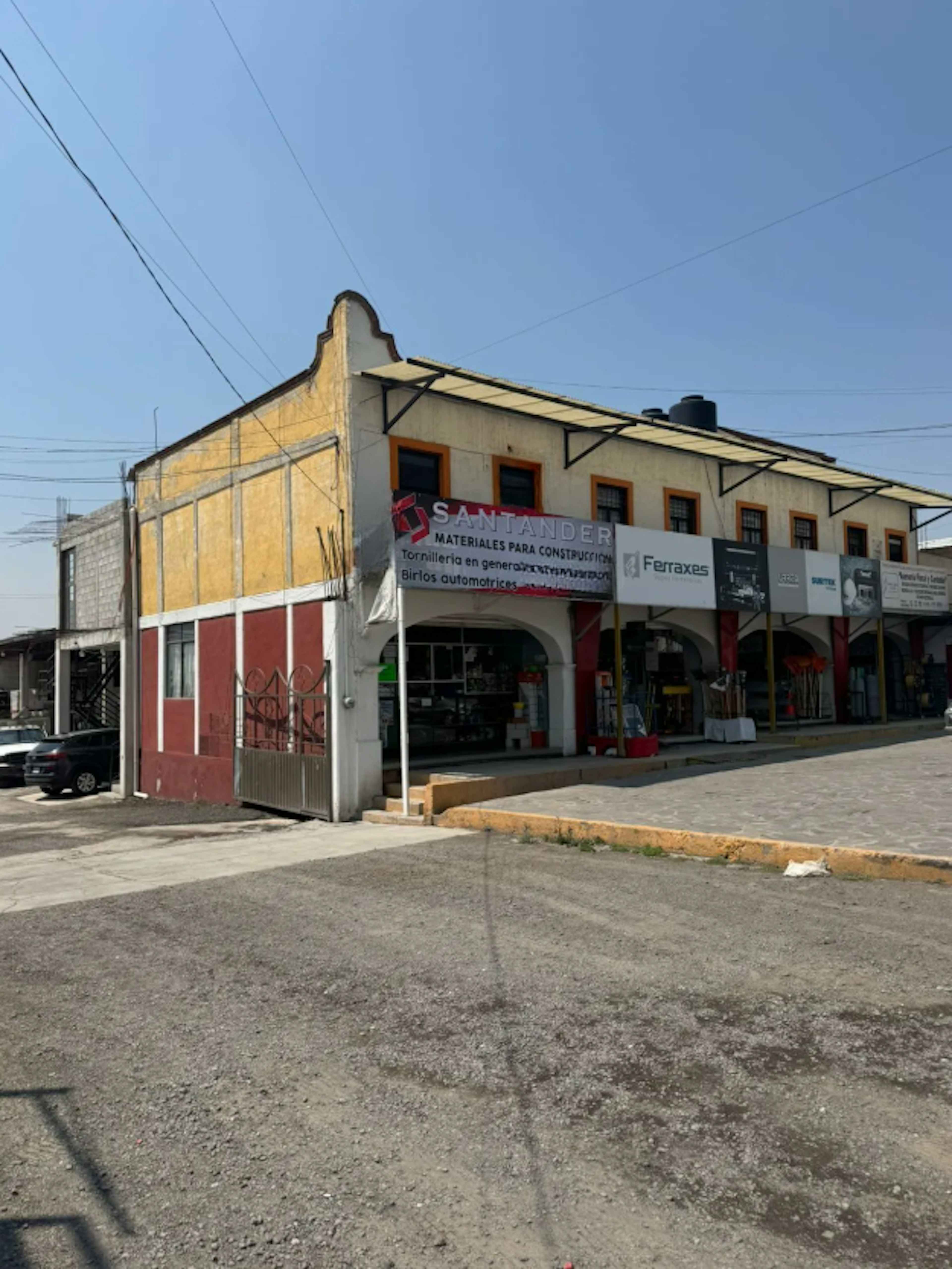 Paseo De Las Bugambilias