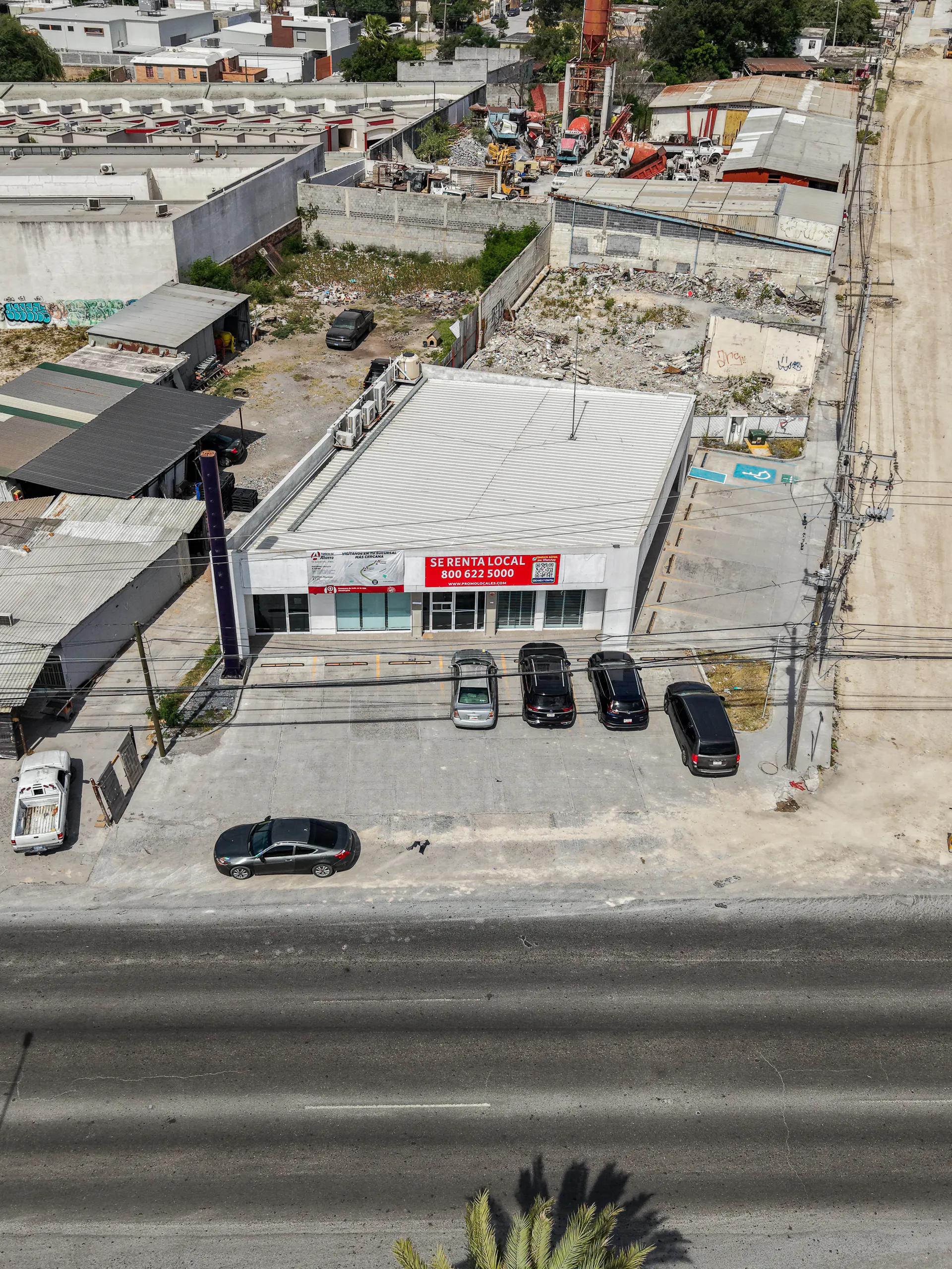 Local Comercial Spot2