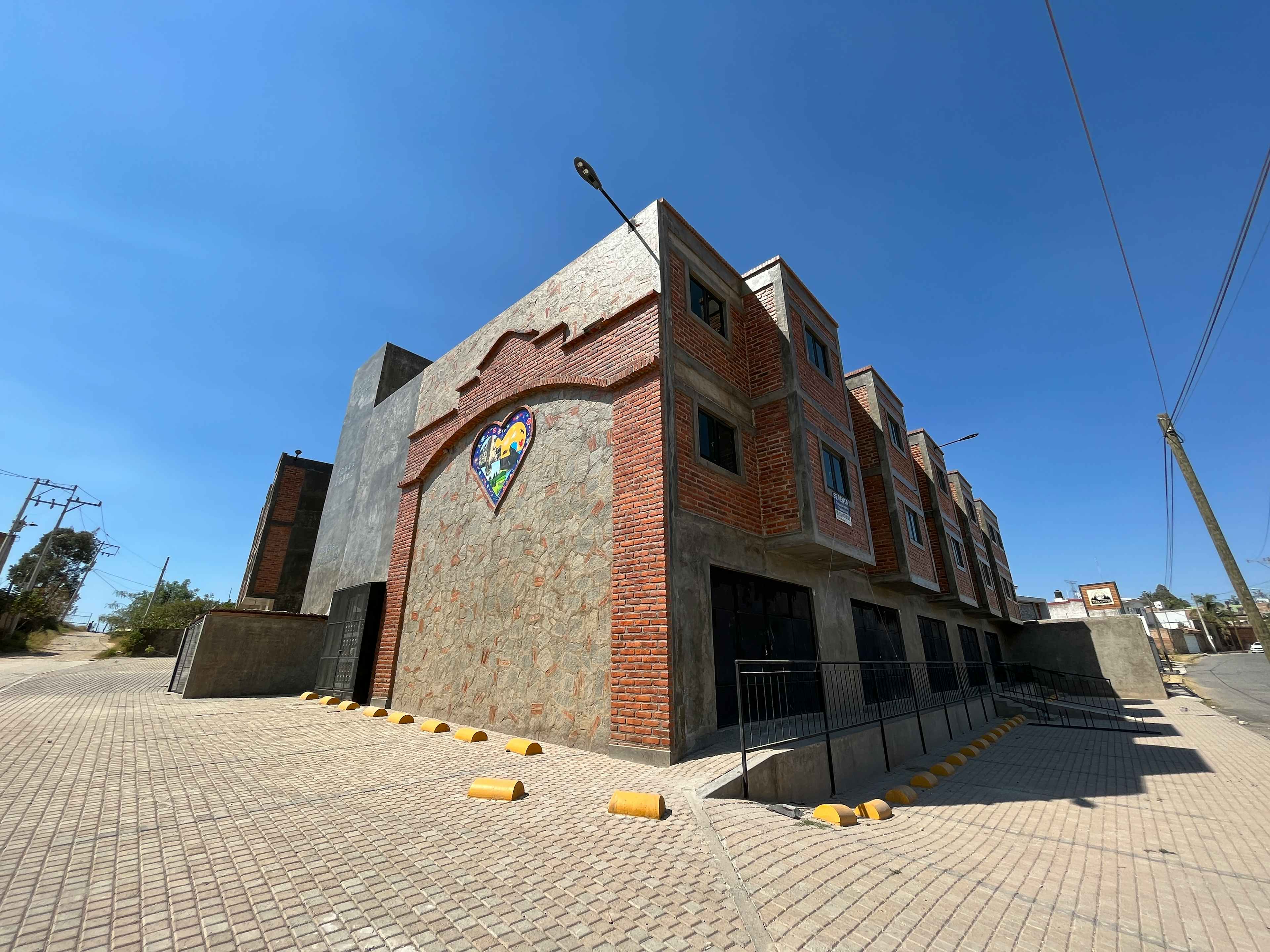 Calle Independencia 6699