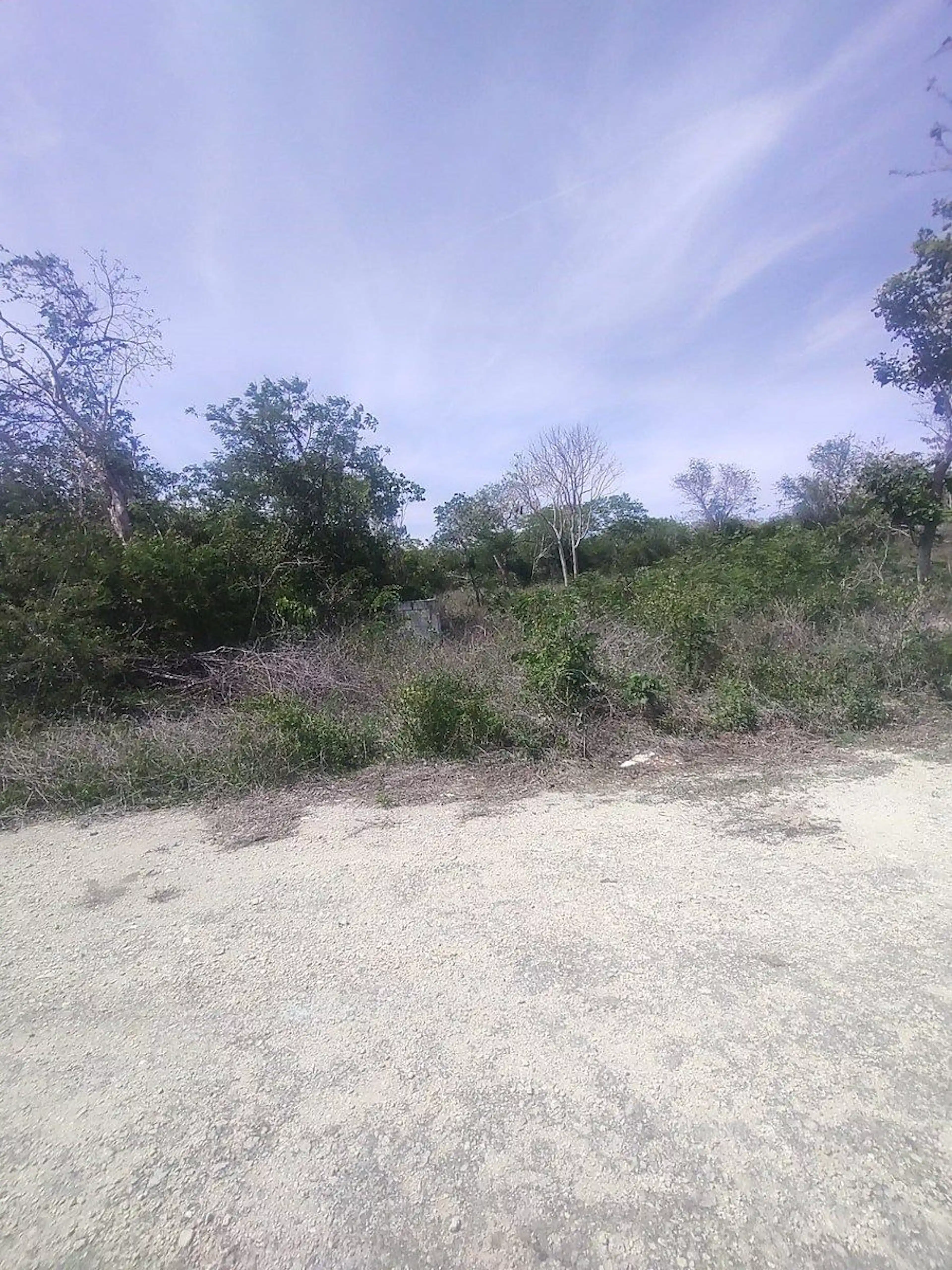 Terrenos en Venta 2,000 m² Mérida  Komchen
