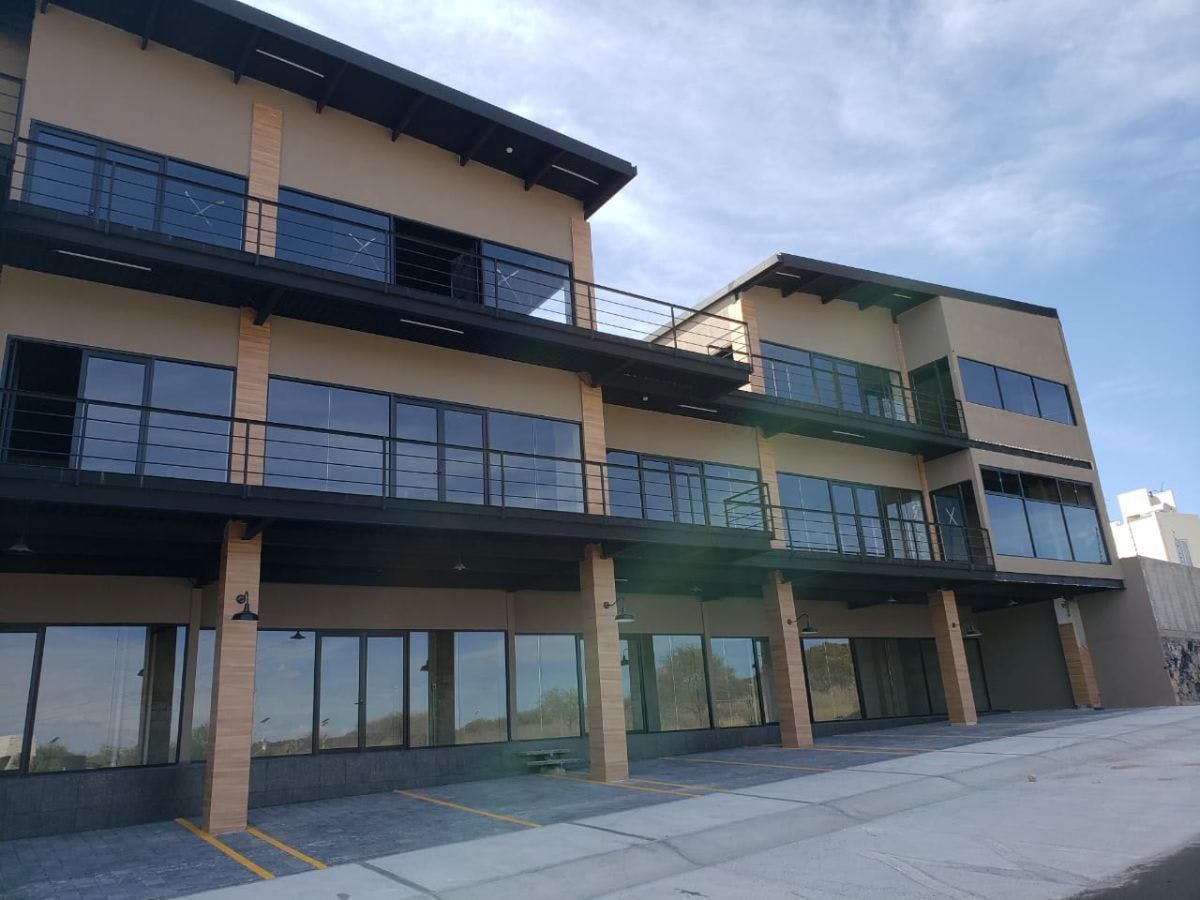 Local Comercial Spot2