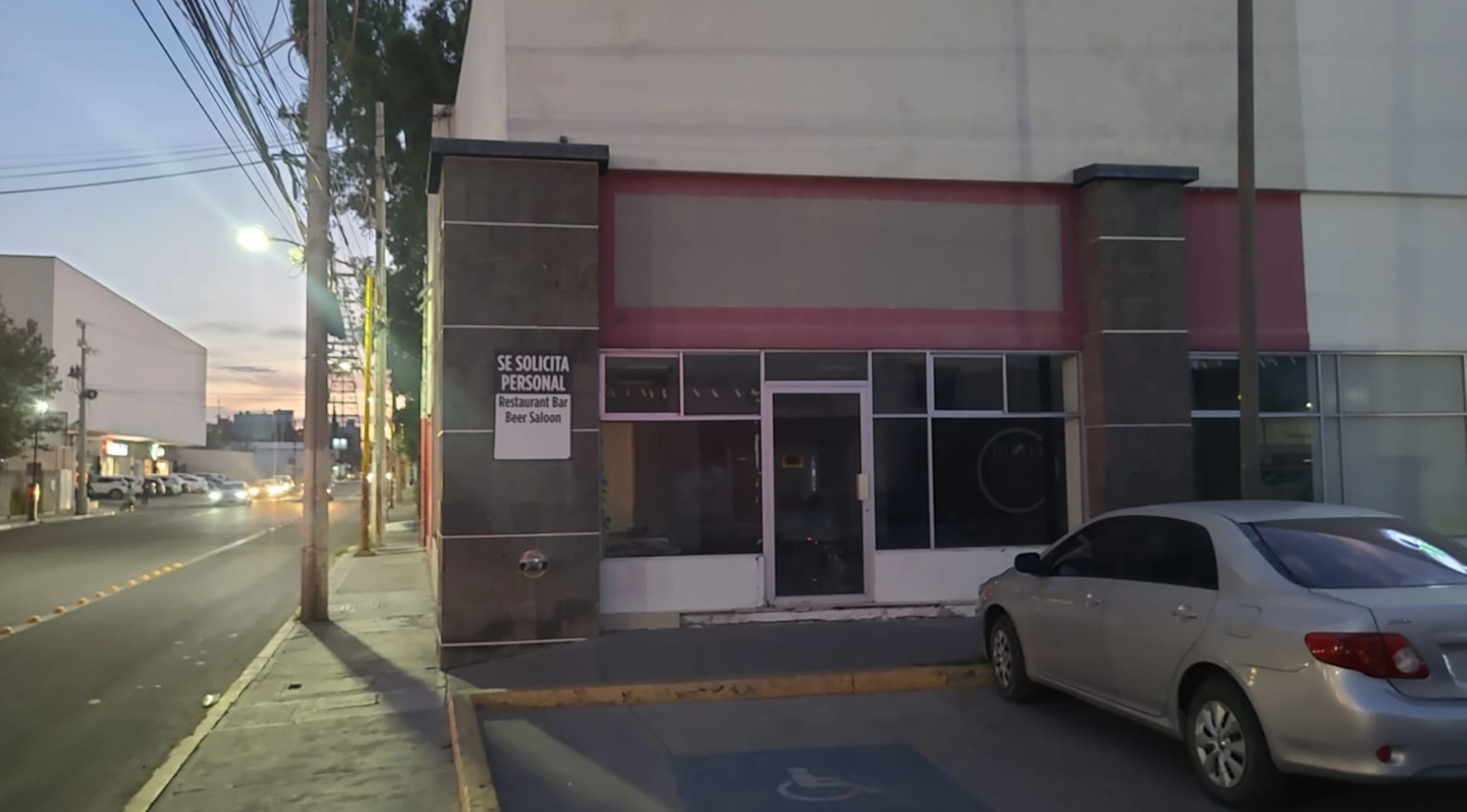 Local Comercial Spot2