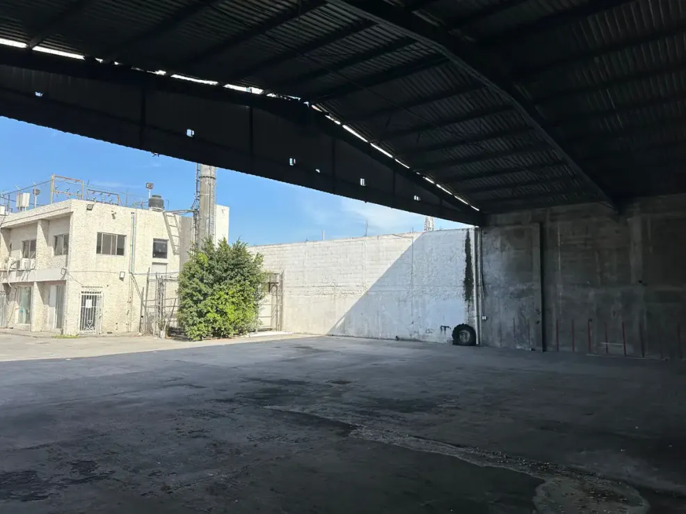Local Comercial Spot2