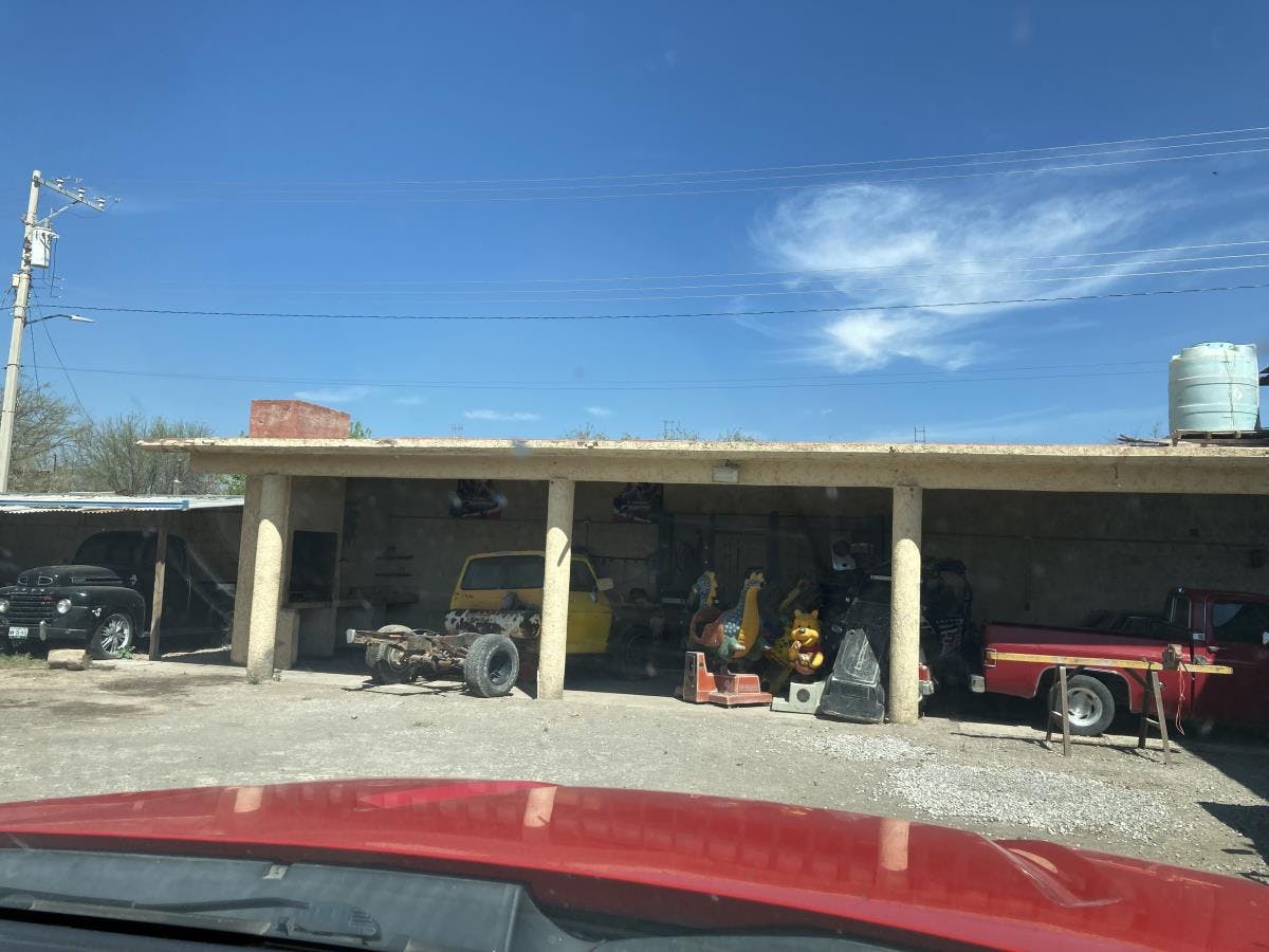 Local Comercial Spot2