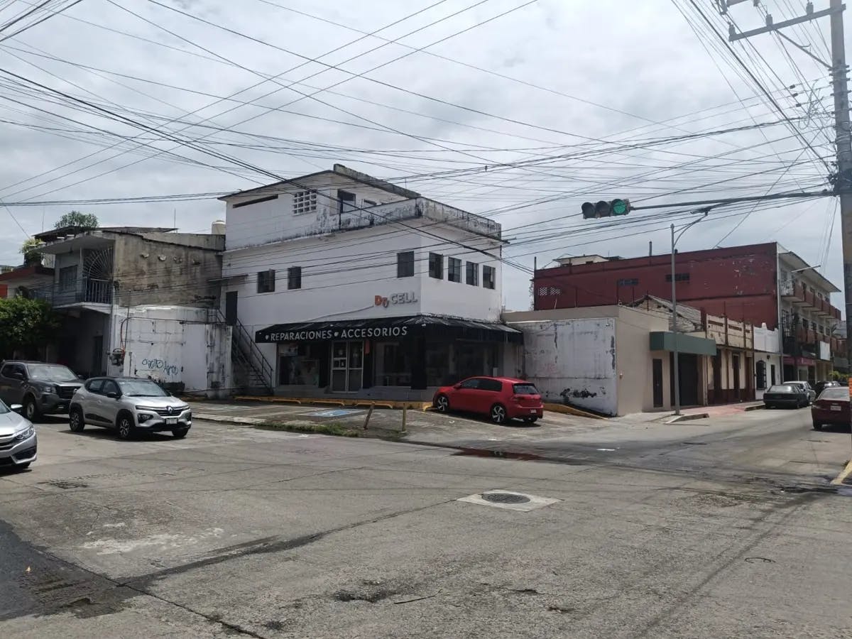 Local Comercial Spot2