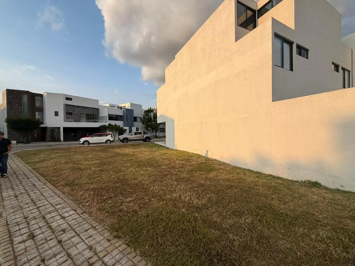 Terreno Spot2