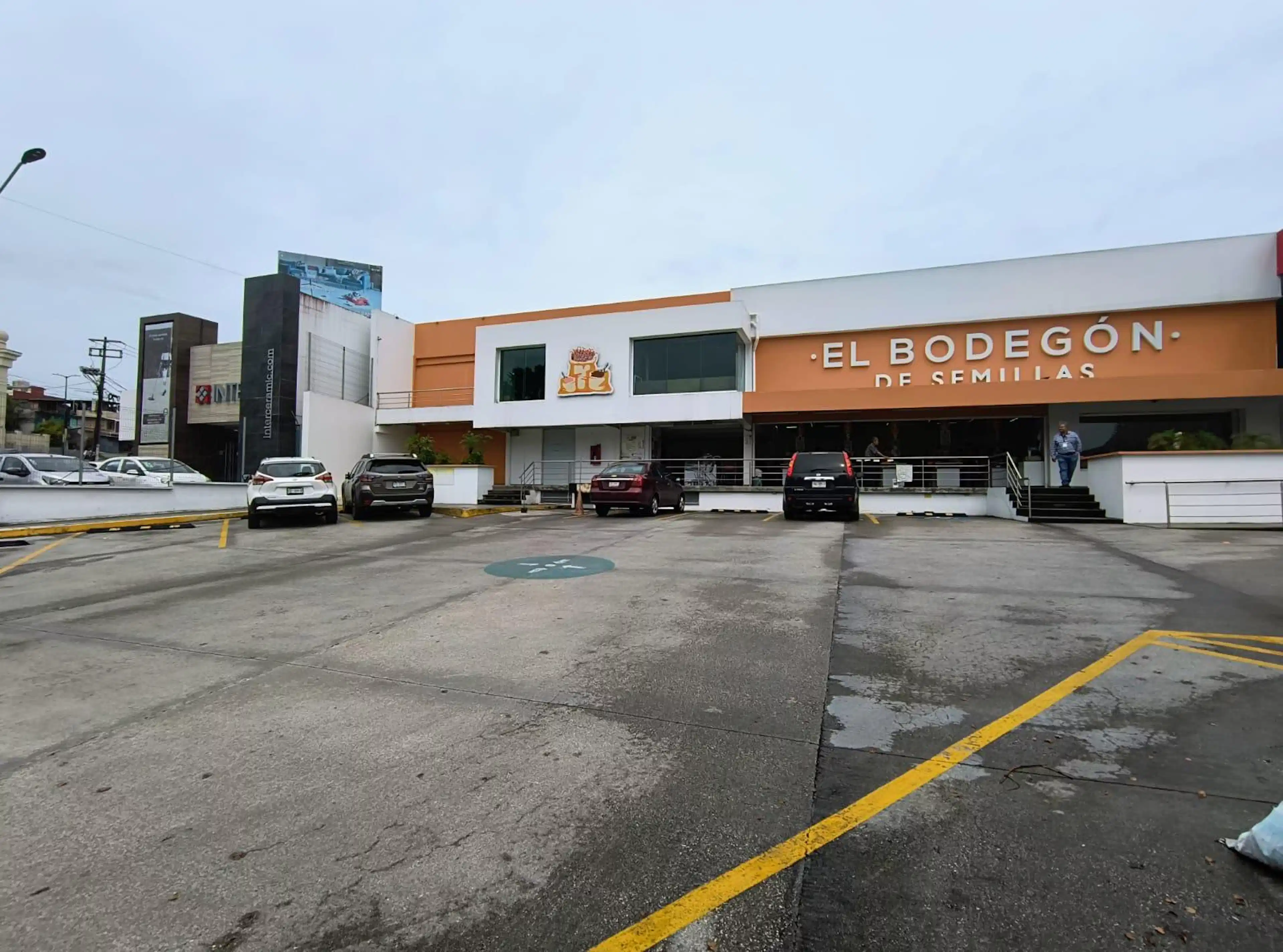 Local Comercial En Venta Zona Araucarias S/n