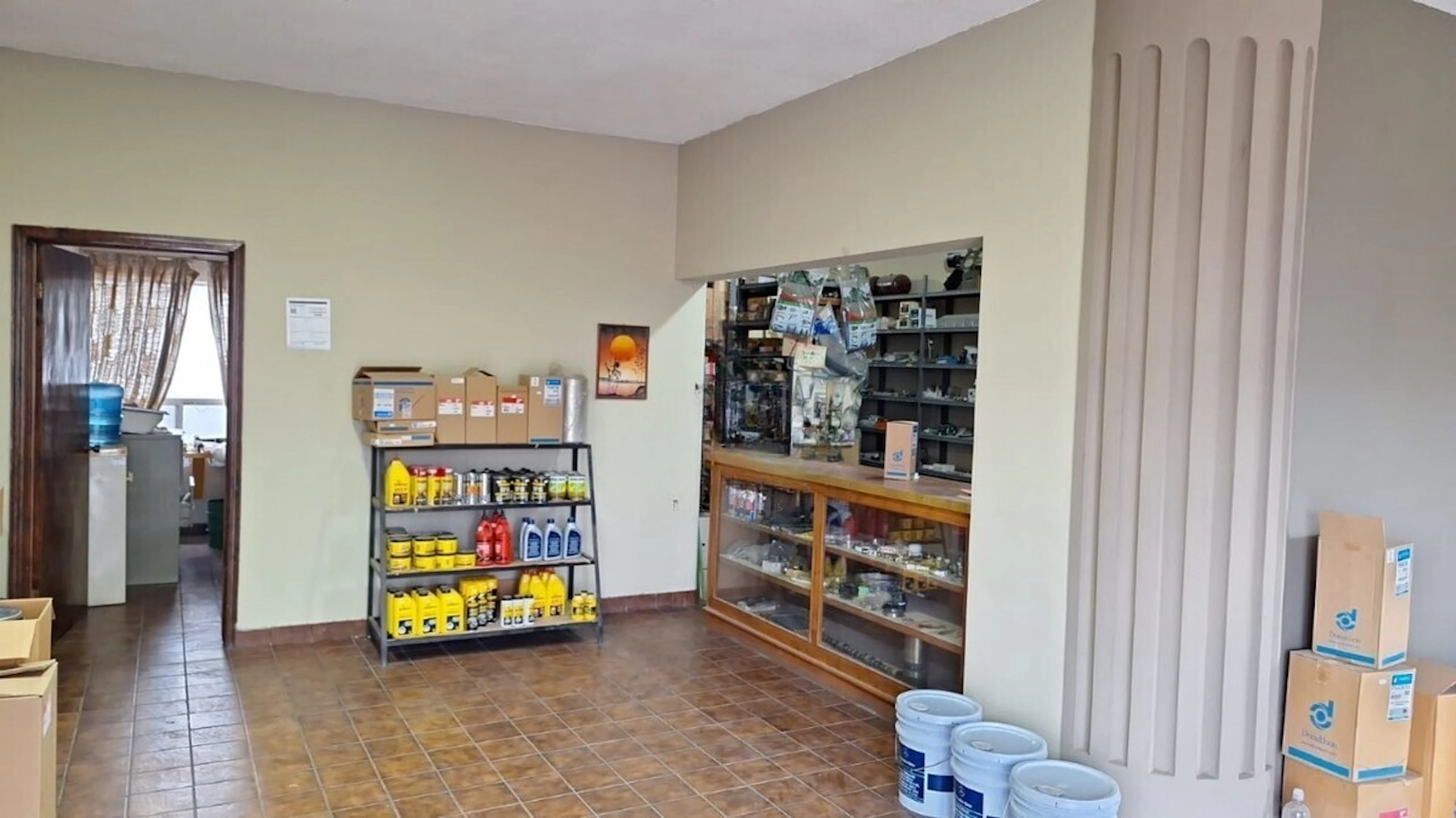 Local Comercial Spot2