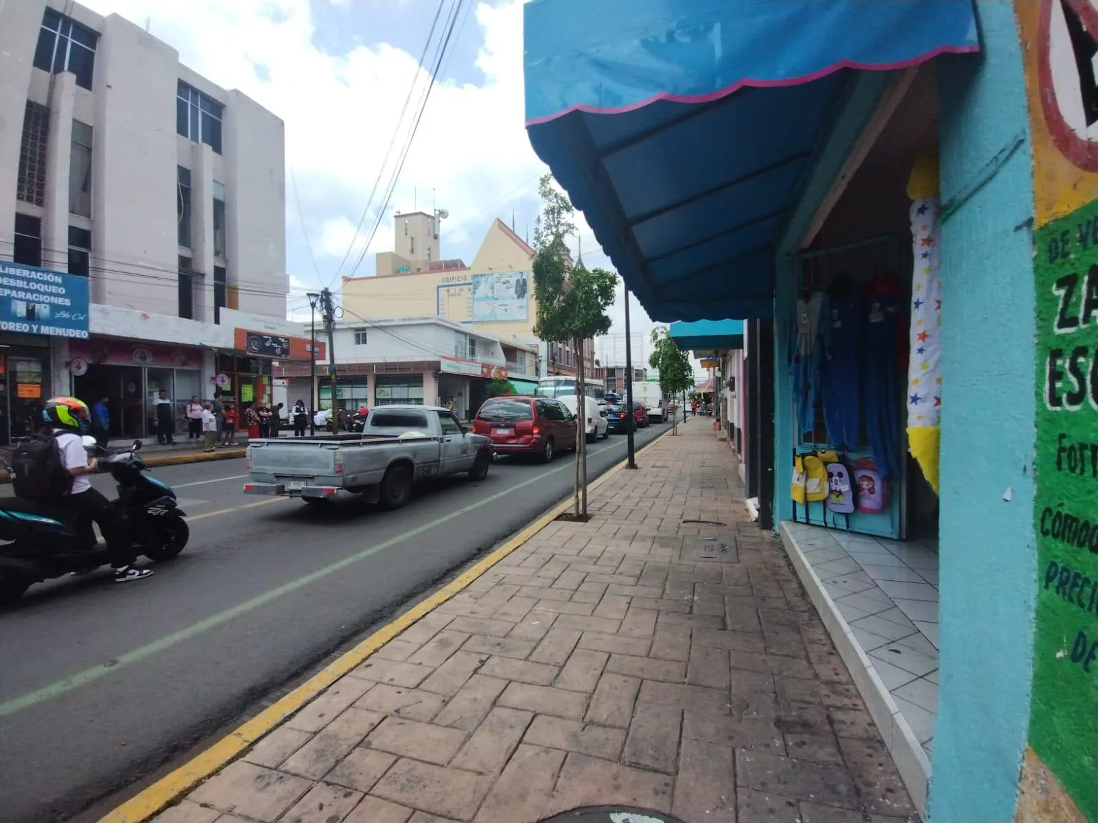 Local Comercial Spot2