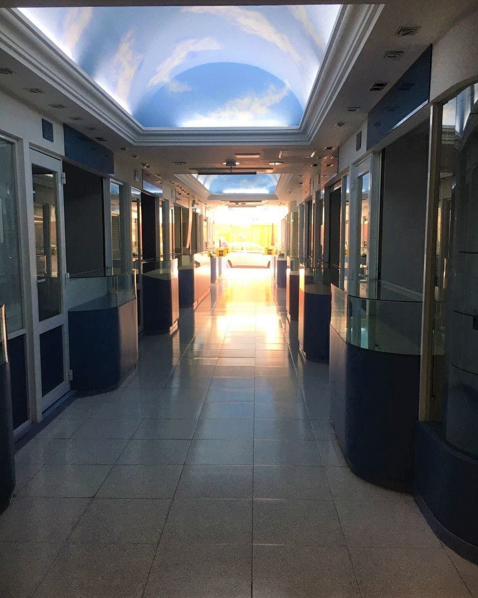 Local Comercial Spot2