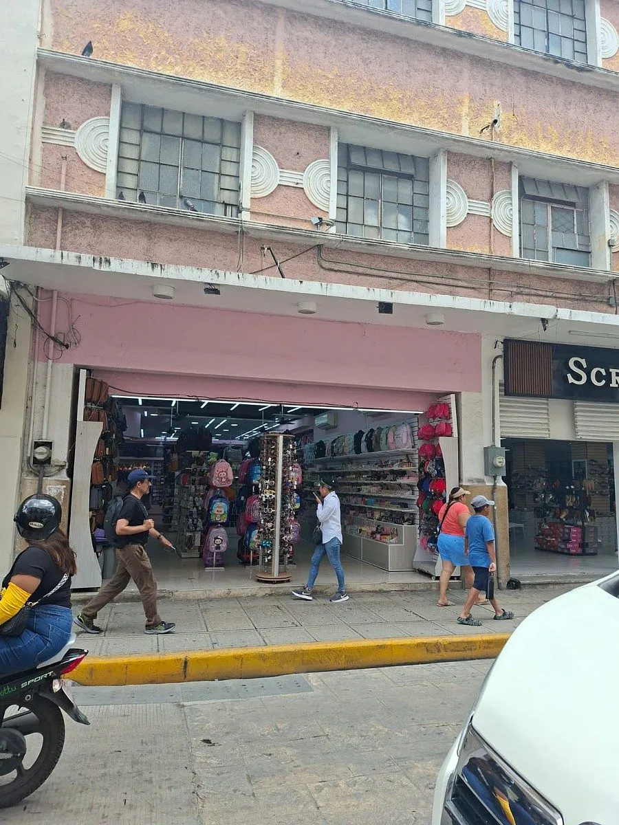 Local Comercial Spot2