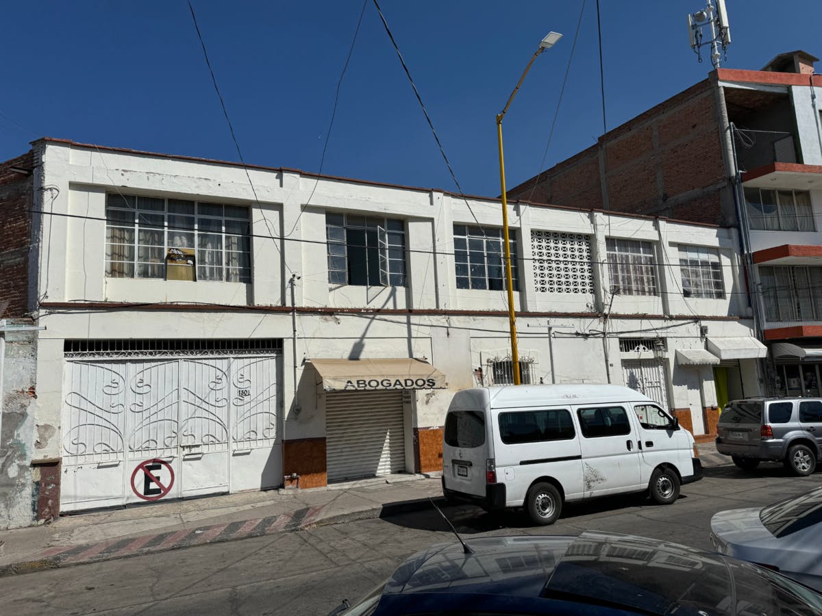 Local Comercial Spot2