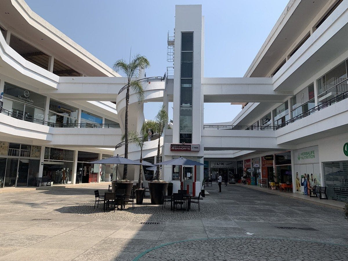 Local Comercial Spot2