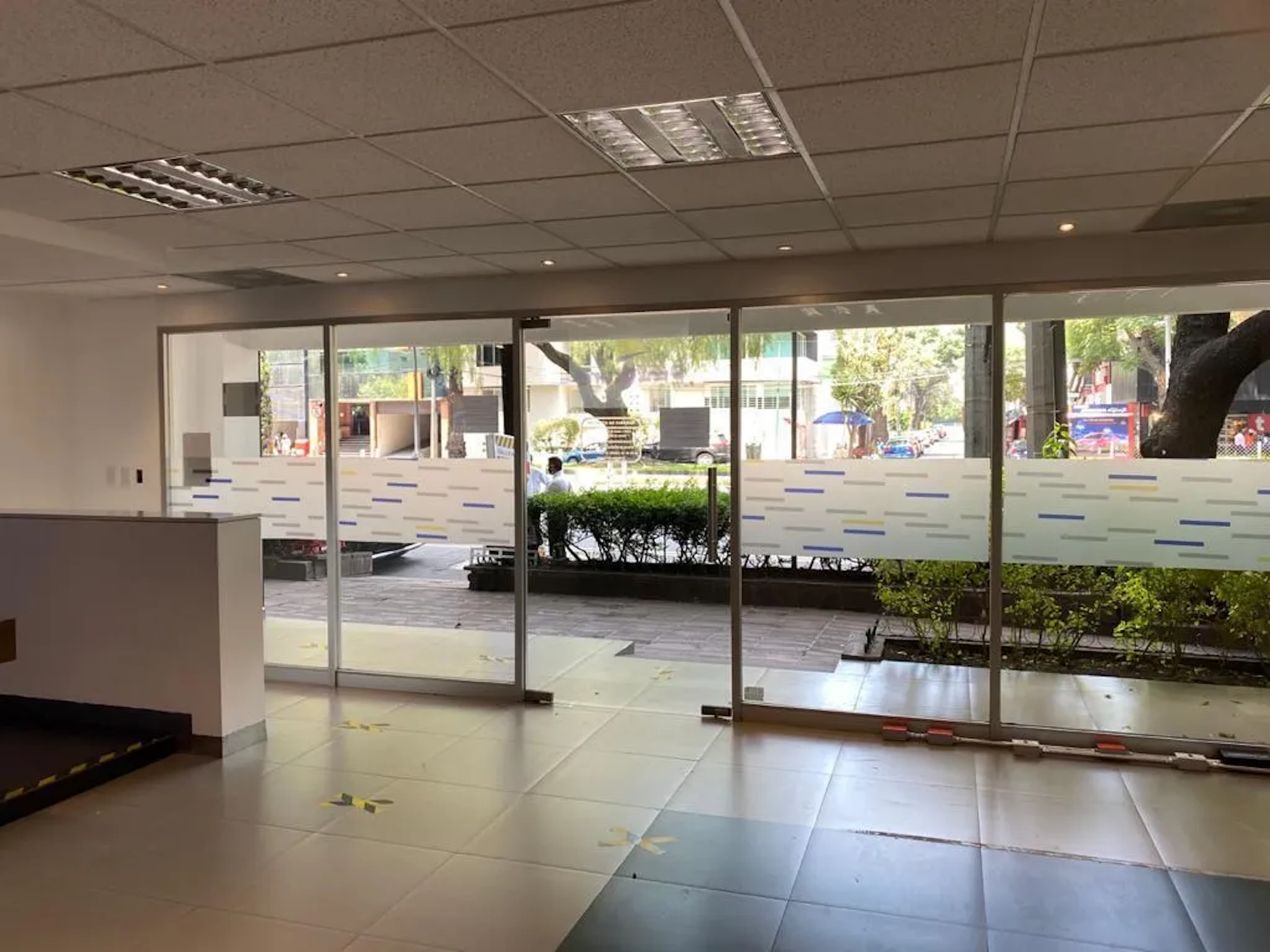 Local Comercial Spot2