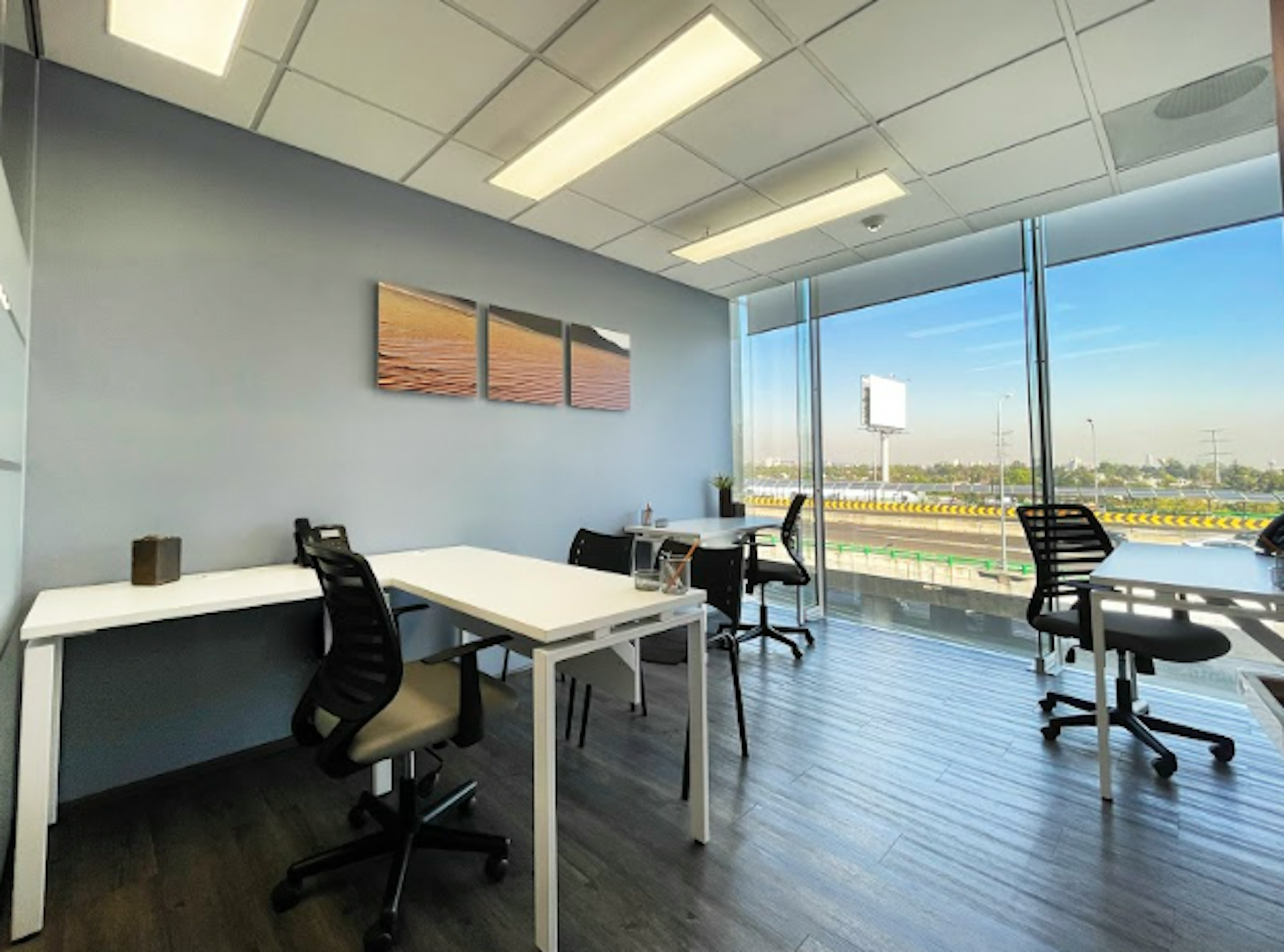 Oficina De 4-6 Personas-photo