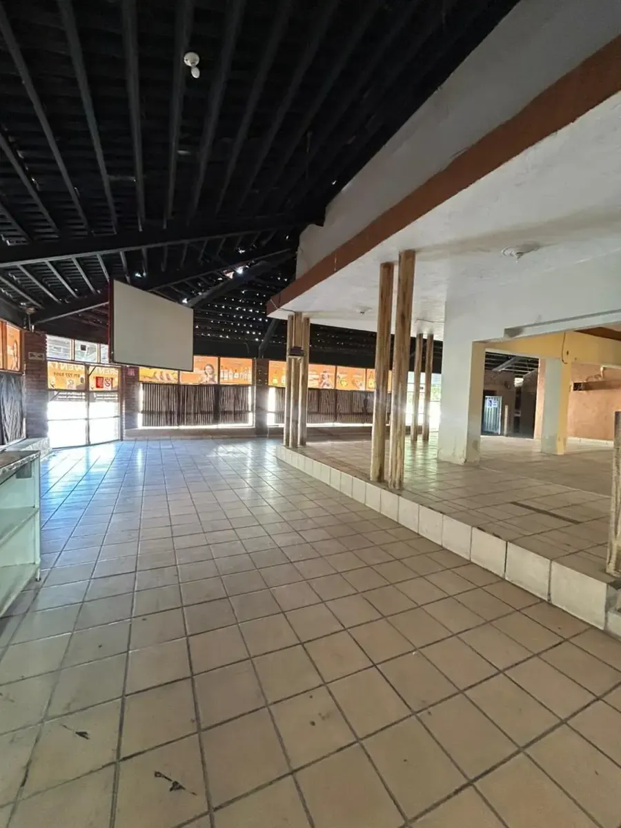 Local Comercial Spot2