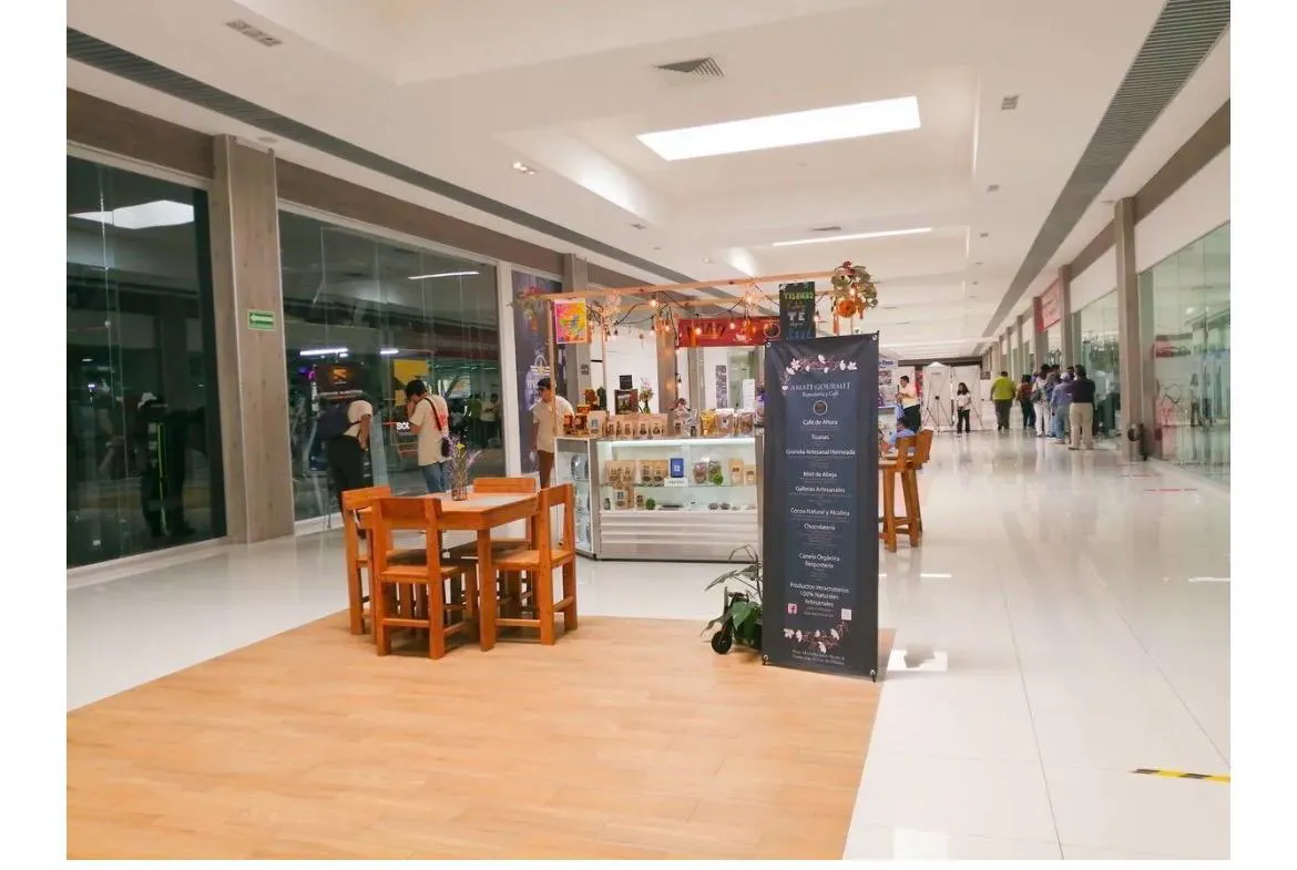 Local Comercial Spot2
