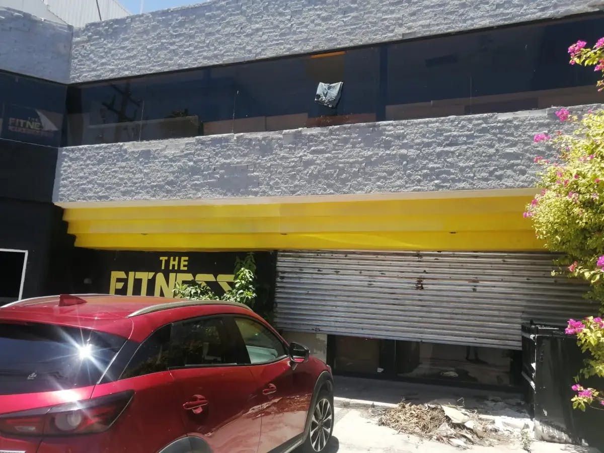 Local Comercial Spot2