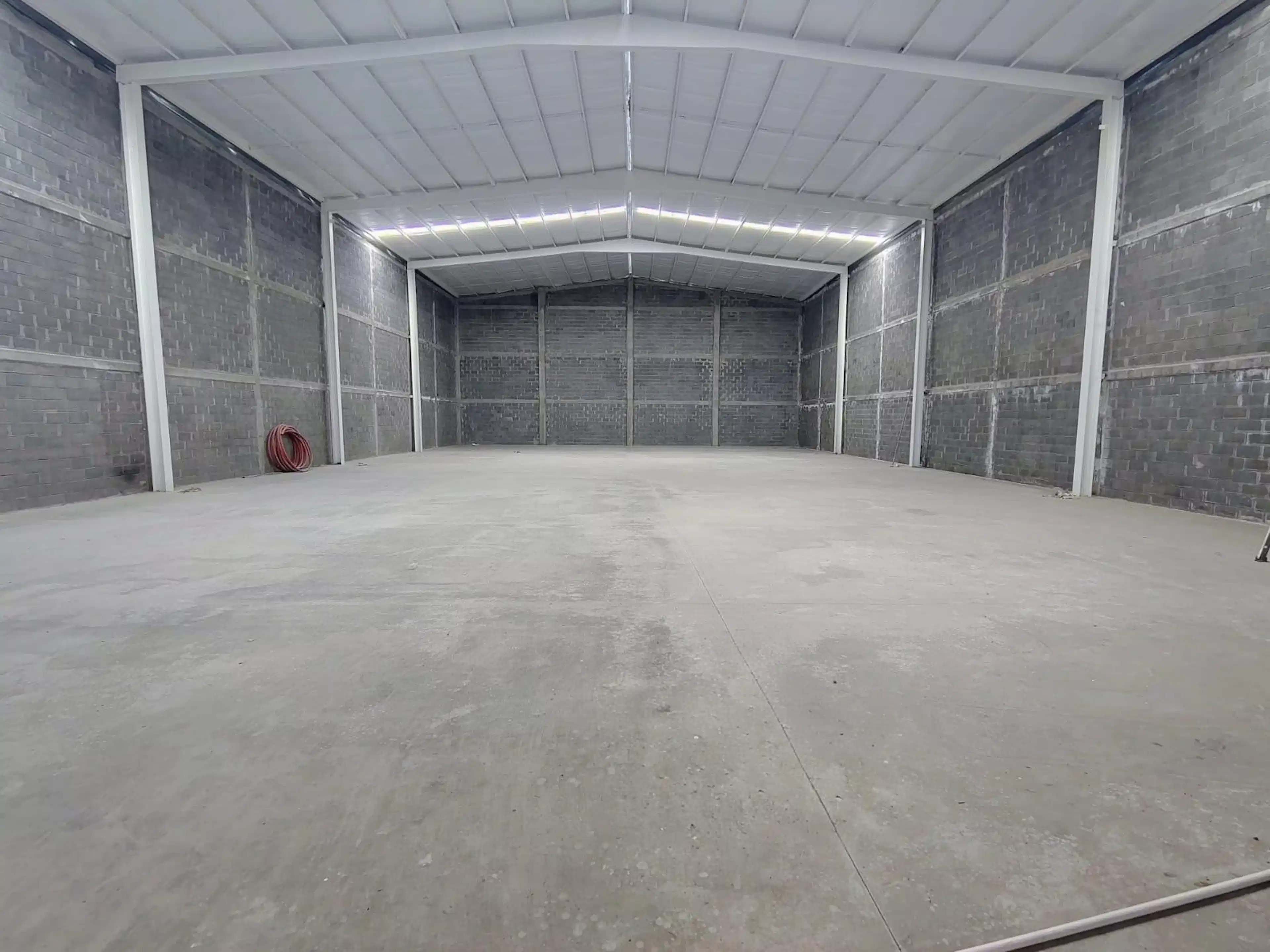 Bodega Industrial Venta O Renta Parque 100 - Santa Catarina