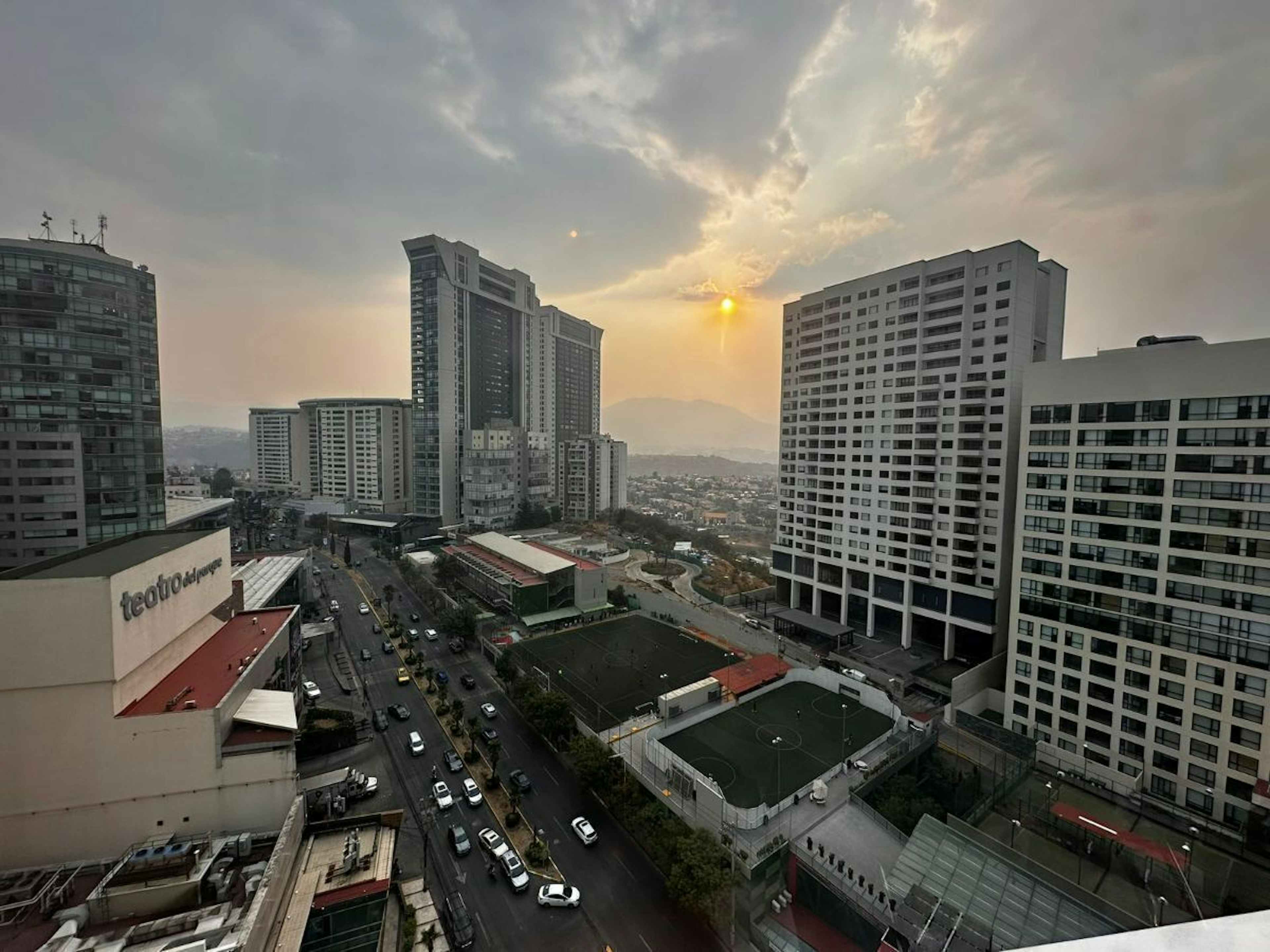 Av Jesús Del Monte 367