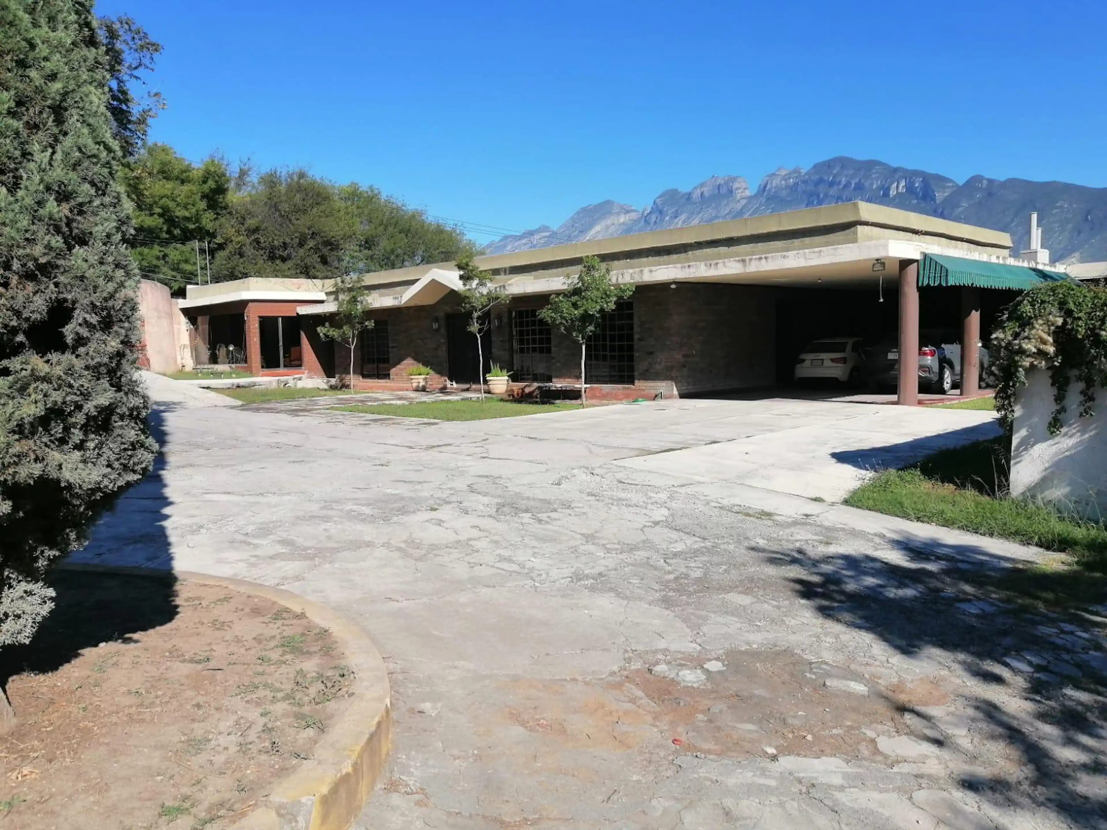 Terreno Con Casa En  Venta, Col. Mirasierra, Spgg