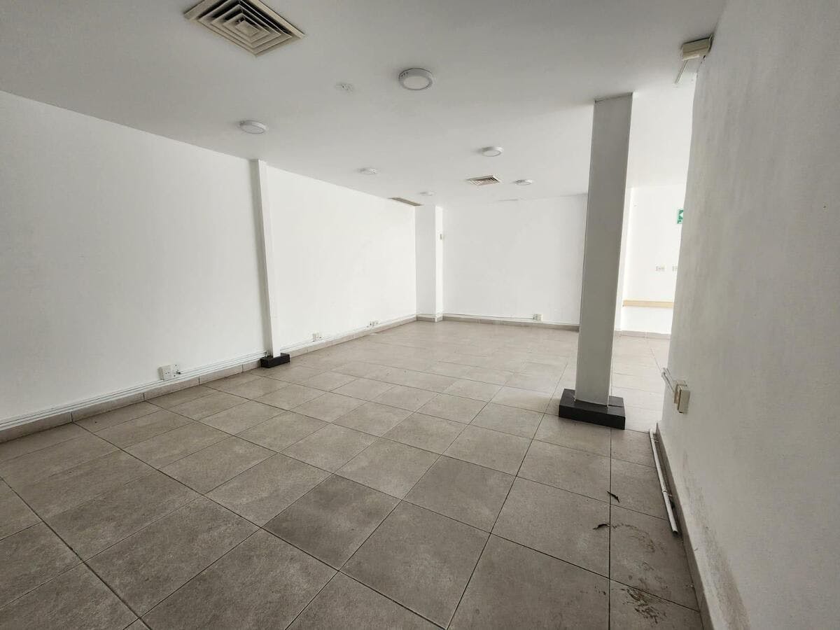 Local Comercial Spot2