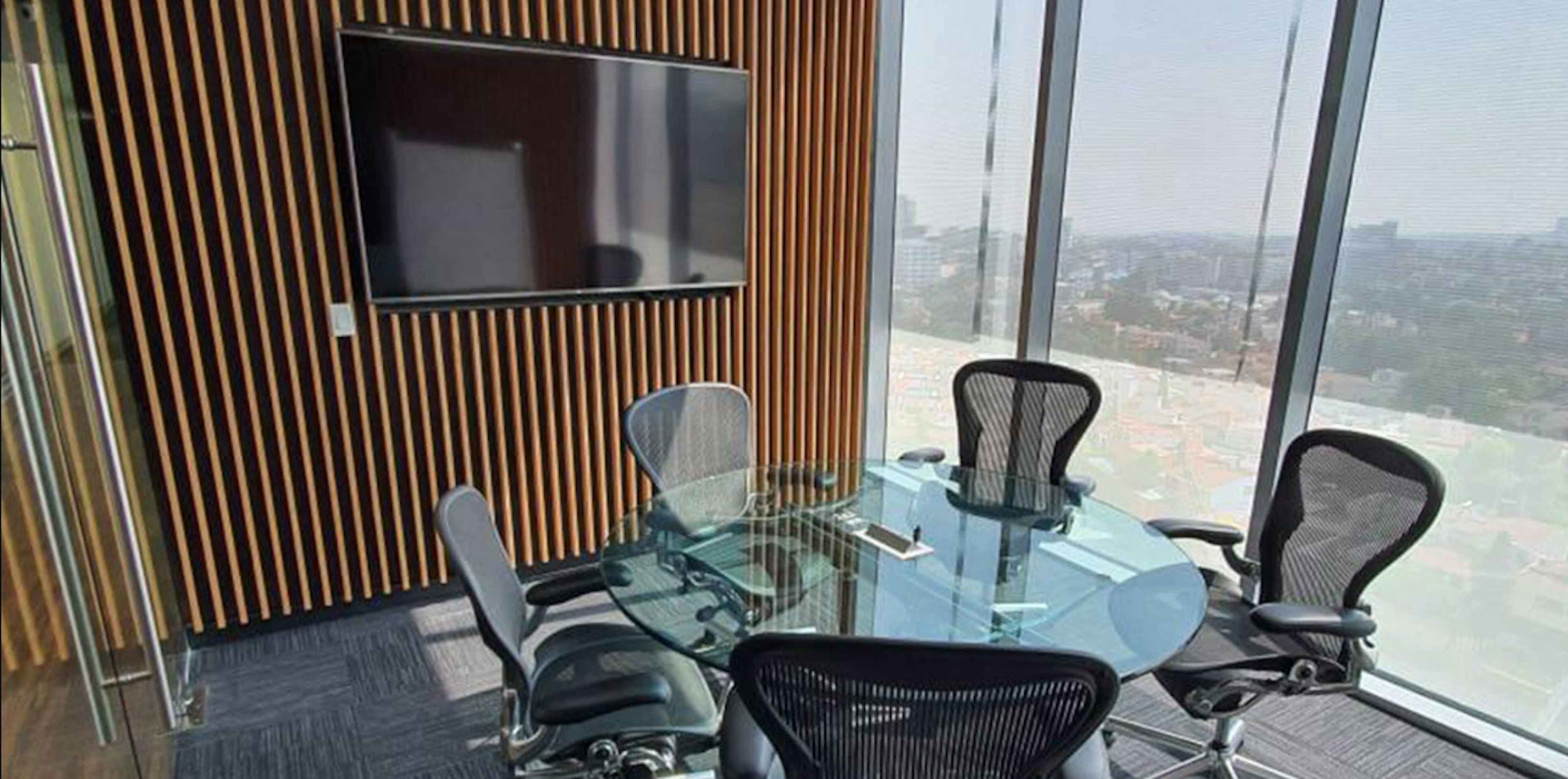 Vialidad De La Barranca 89