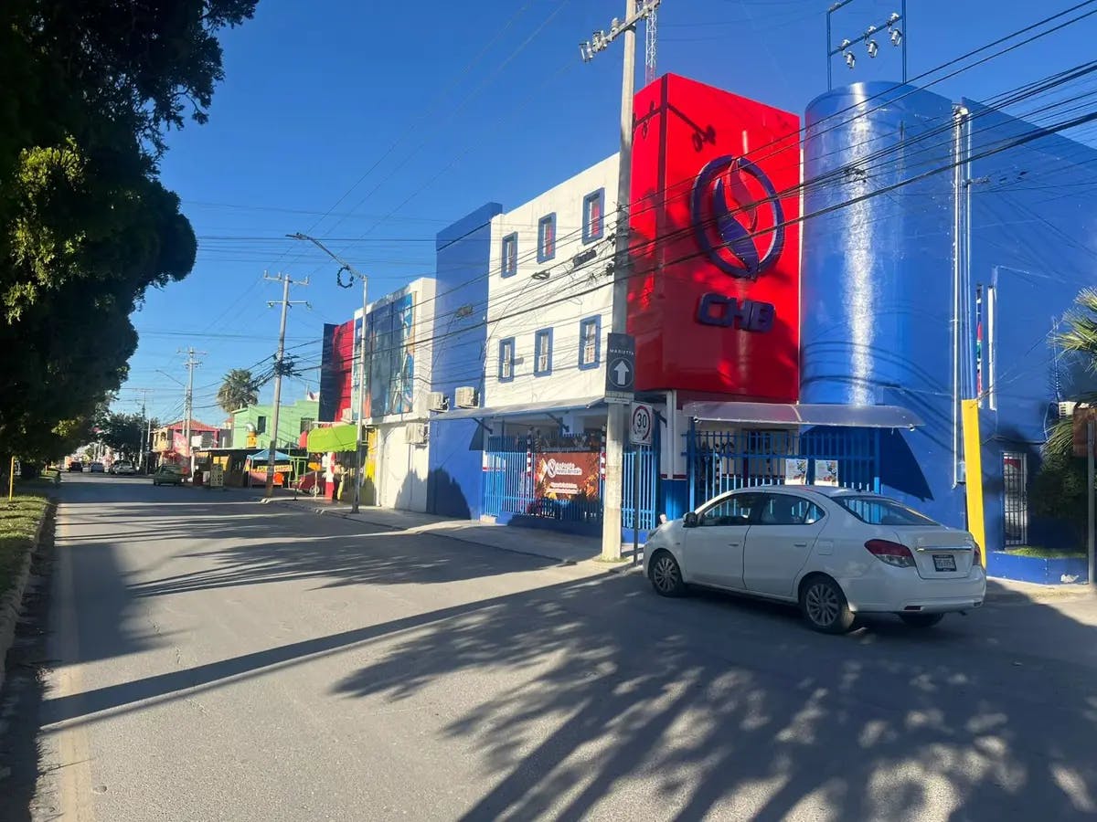 Local Comercial Spot2