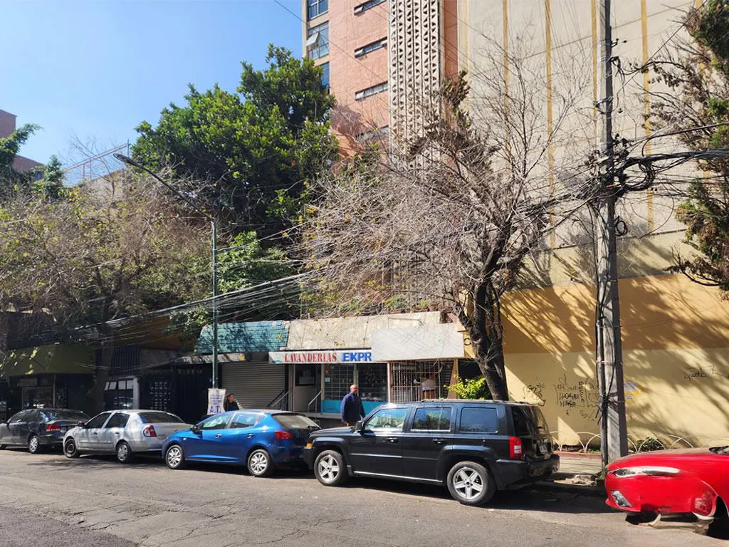 Local Comercial Spot2