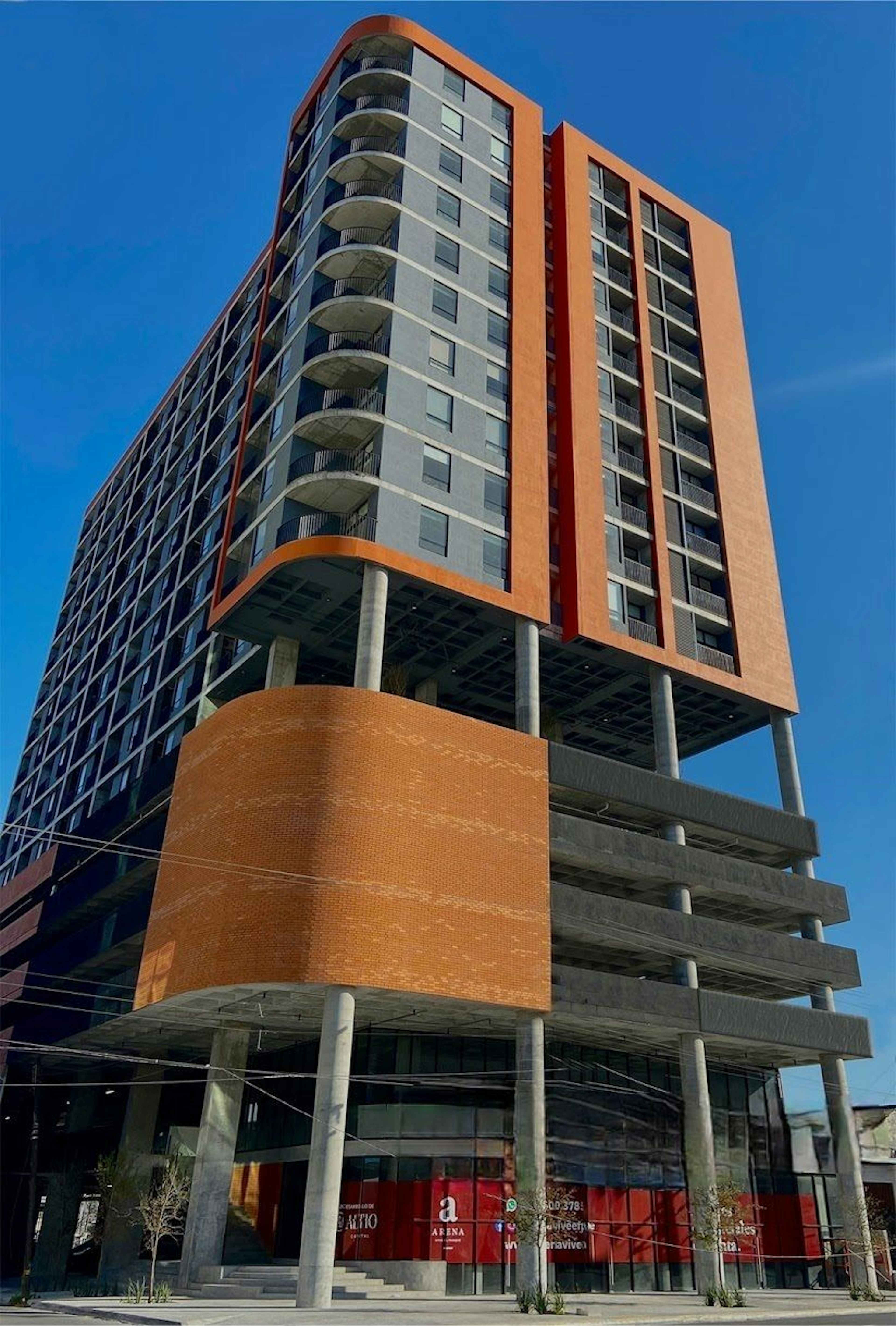 Avenida Francisco I. Madero 2501