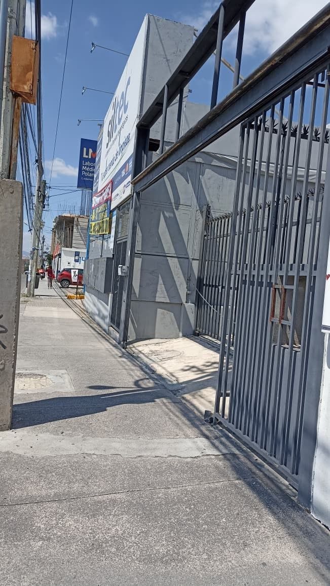 Local Comercial Spot2