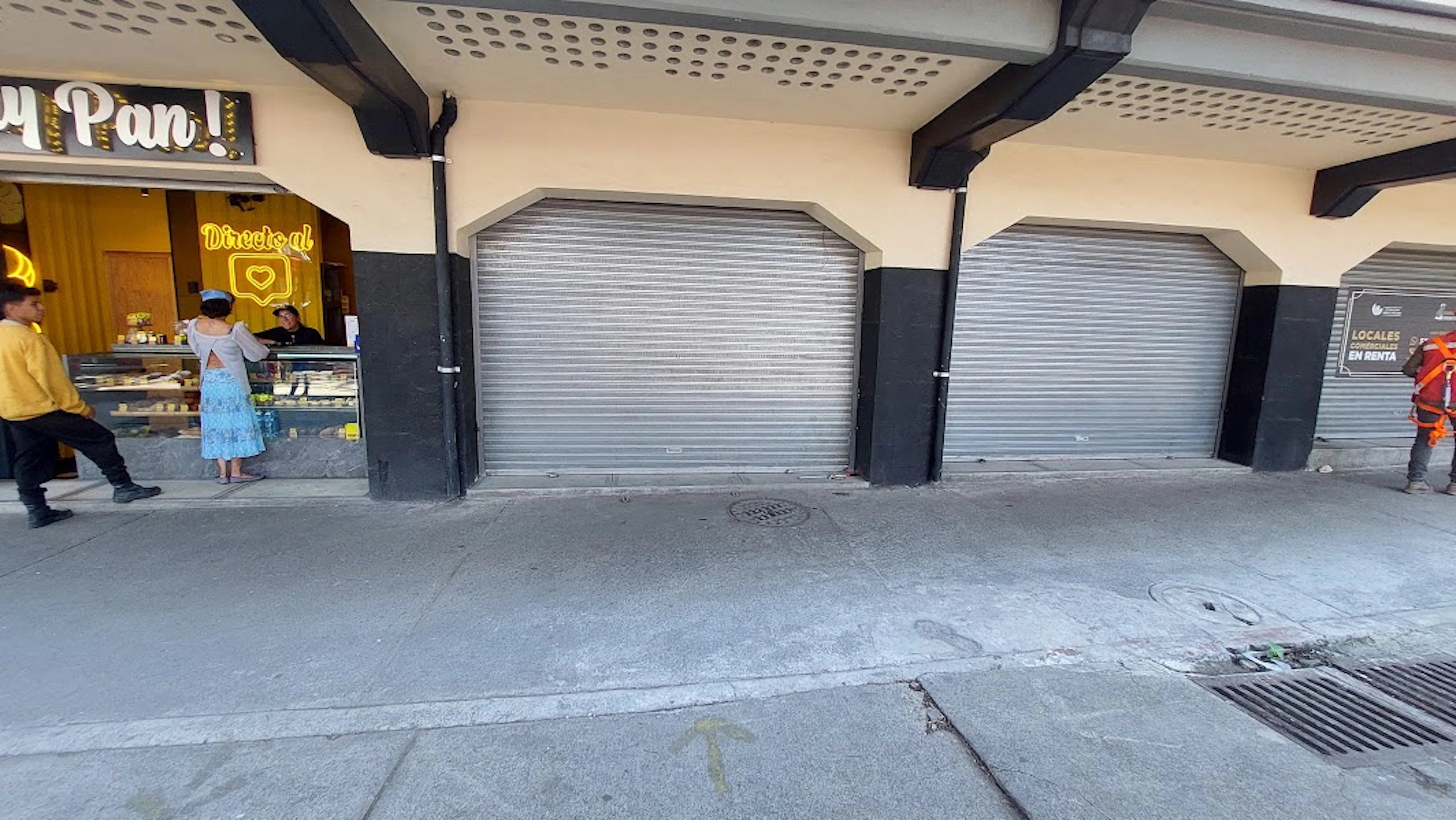 Local Comercial Spot2