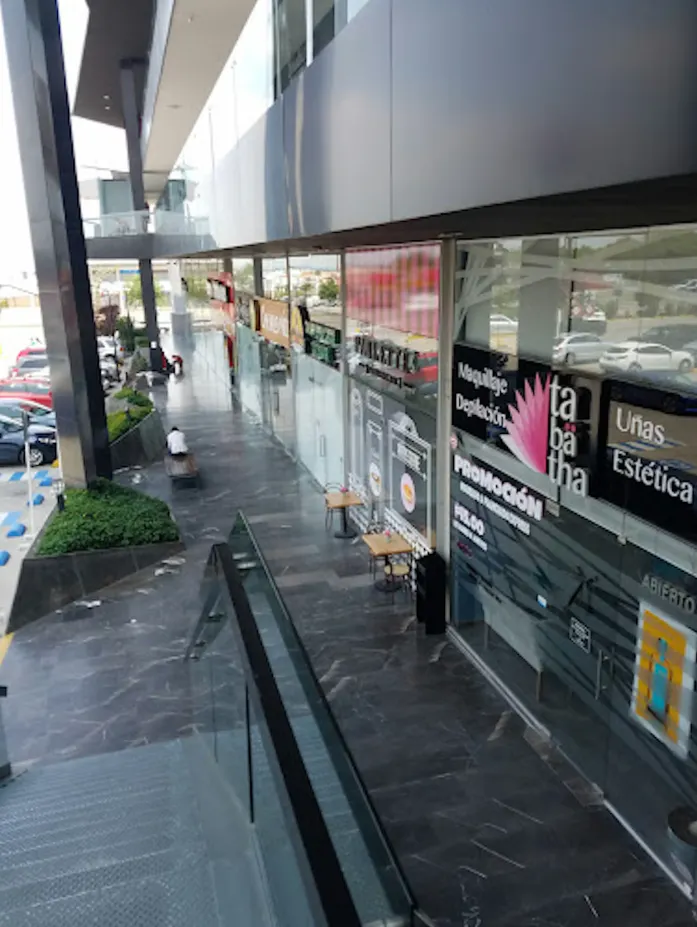 Local Comercial Spot2