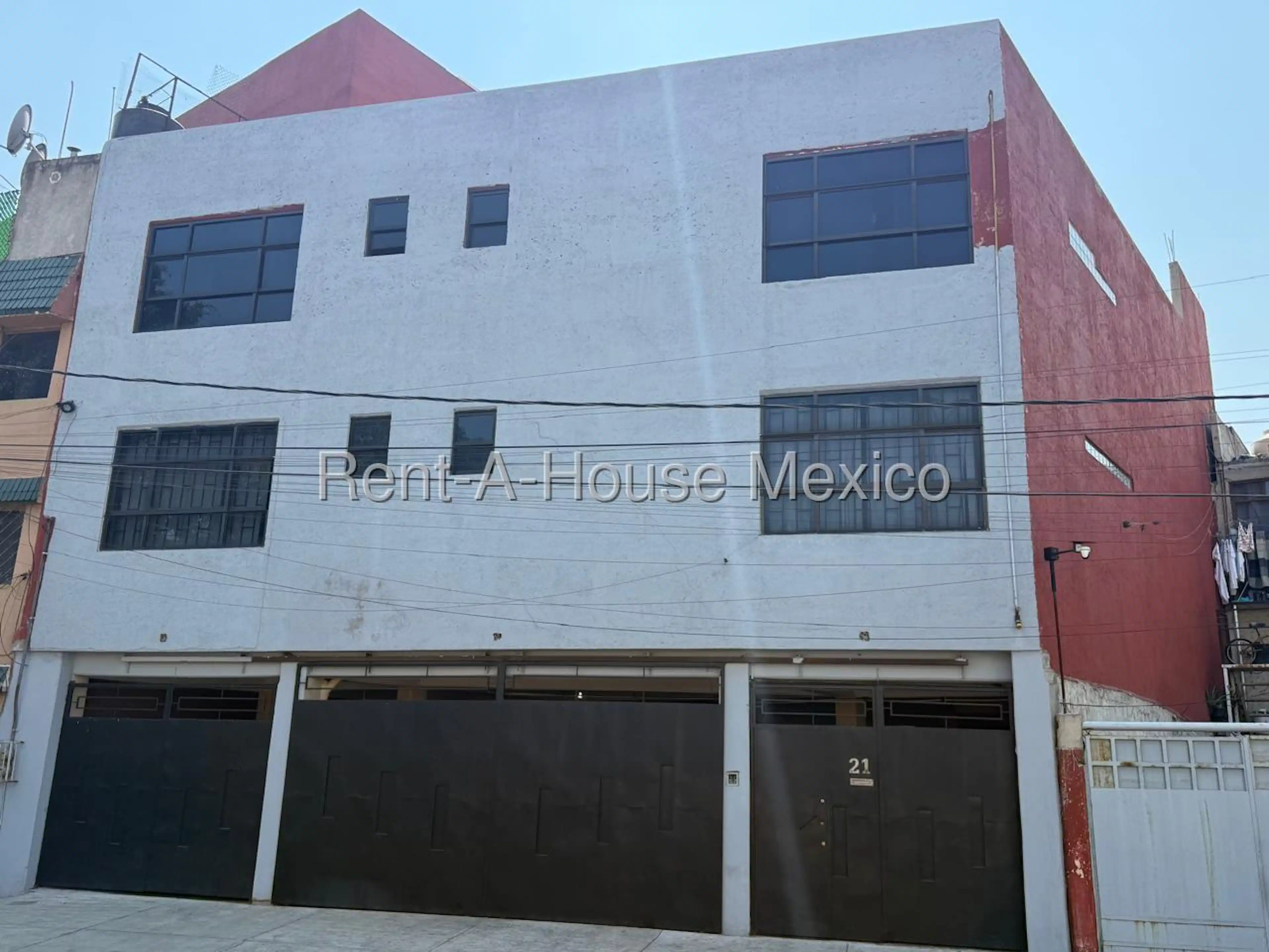AM. 27-641   Edificio Comercial En Venta En Venustiano Carranza, Federal S/N
