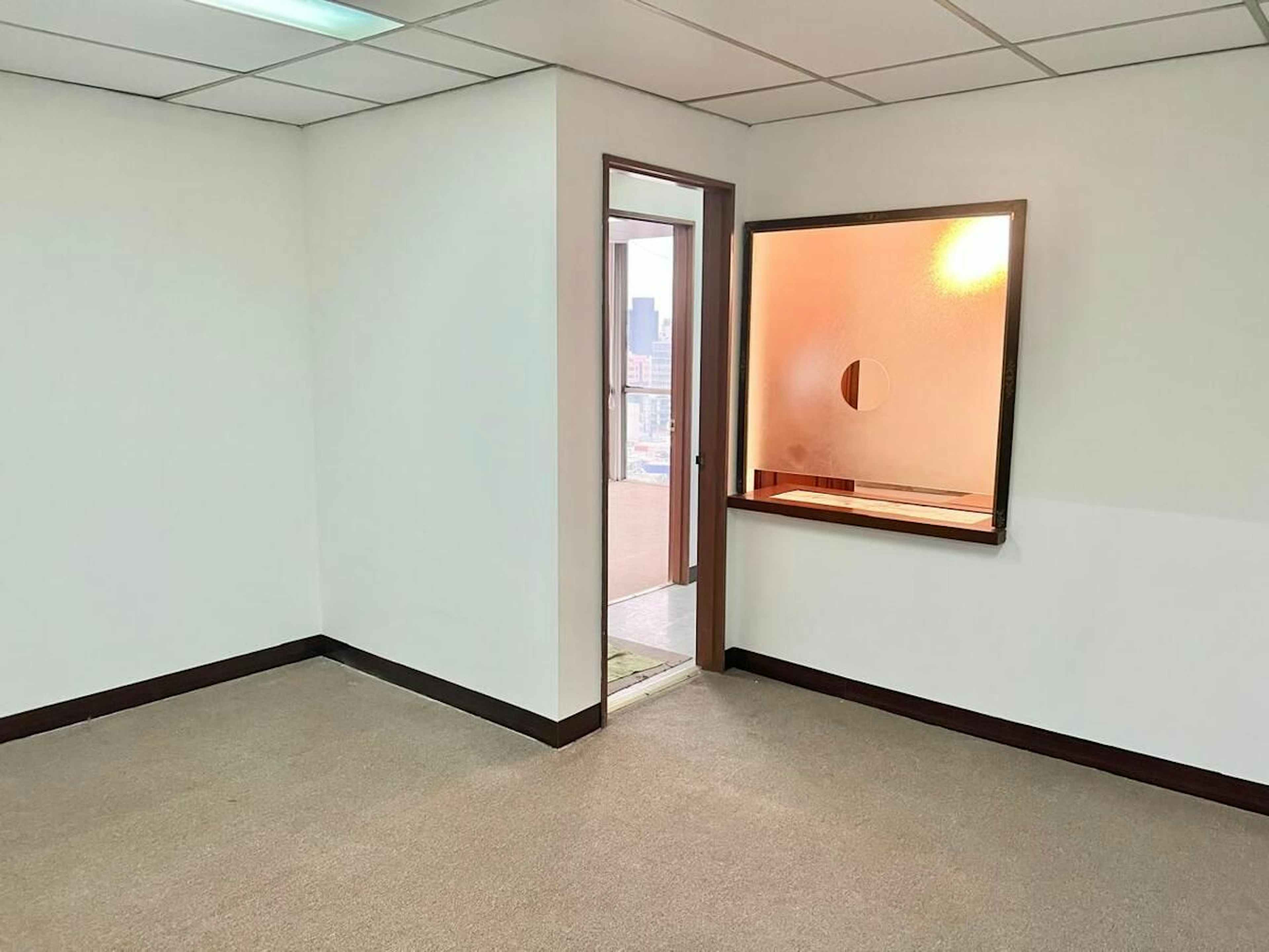 Avenida Paseo De Las Palmas