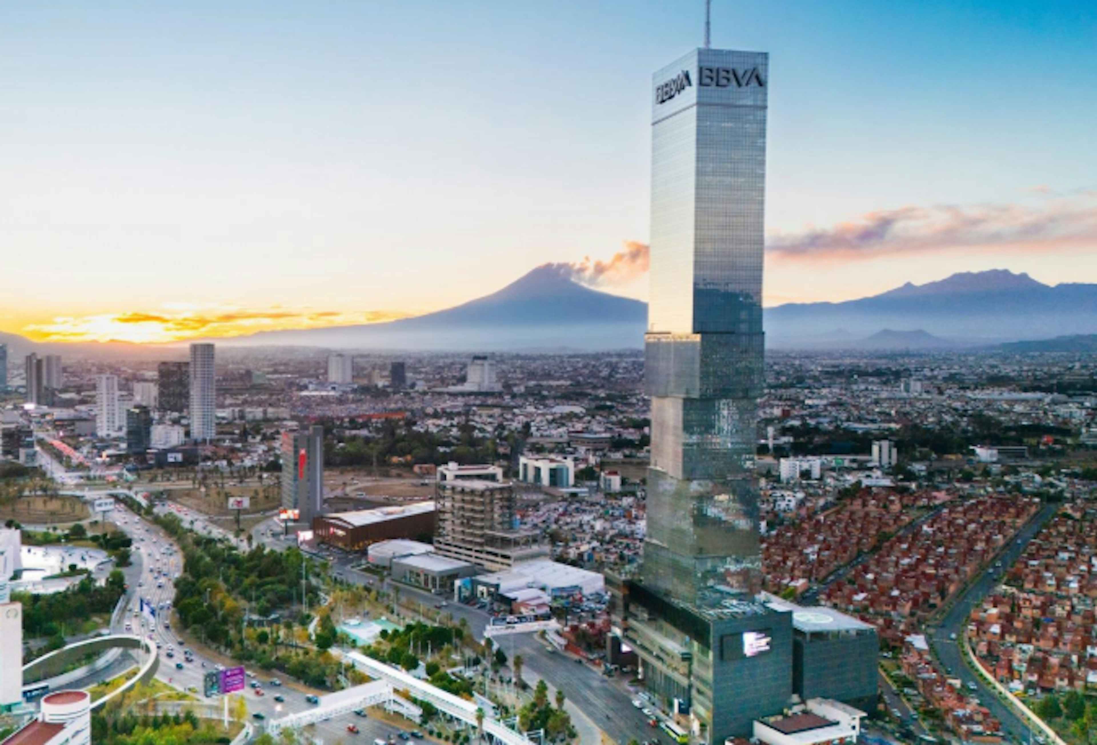 Torre Inxignia Locales